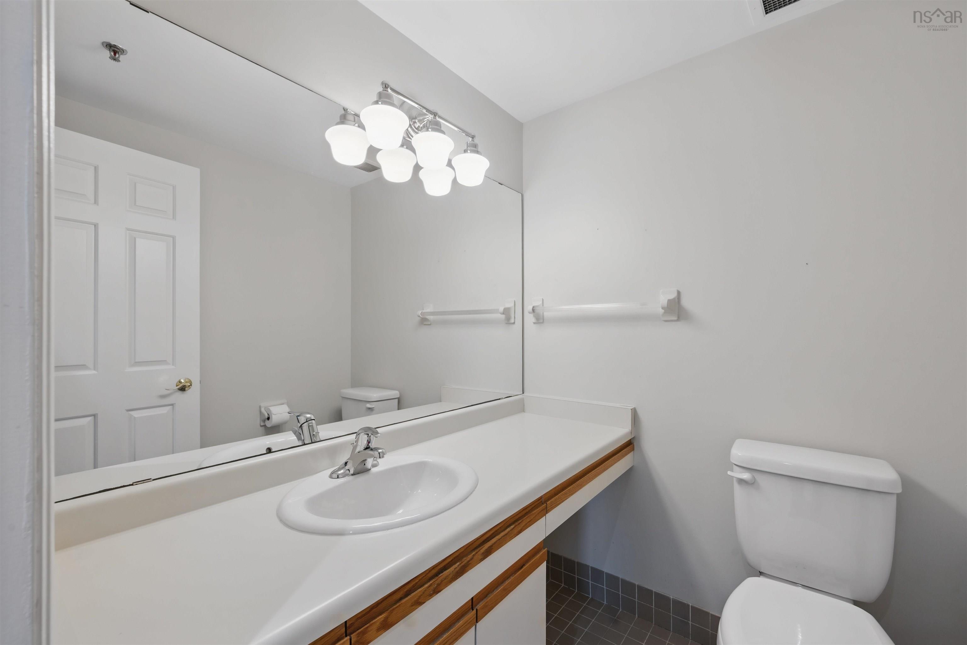 112 1350 Oxford Street, Halifax, NS (MLS 202600386)