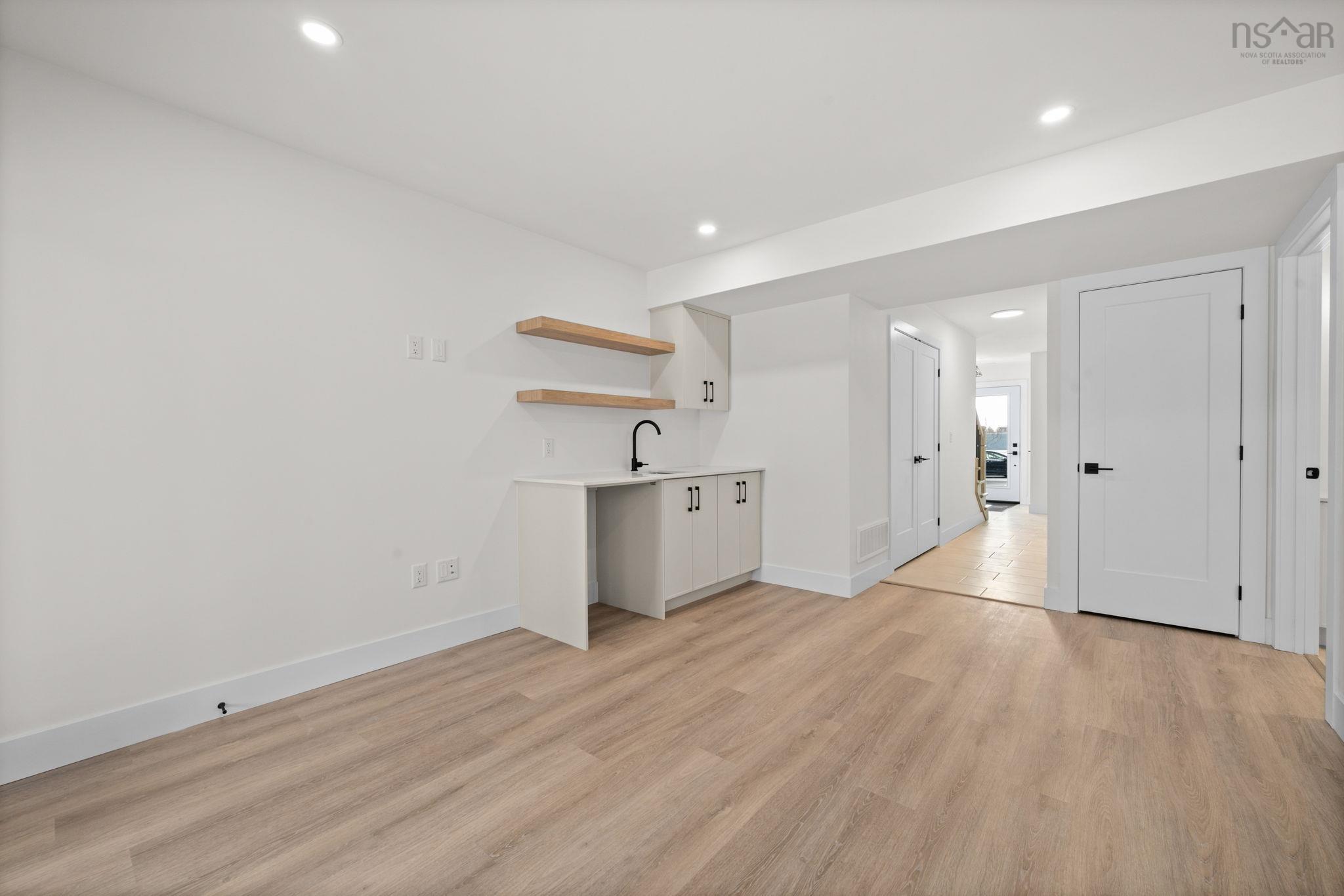 E 140 Stephs Street, Bedford, NS (MLS 202600403)