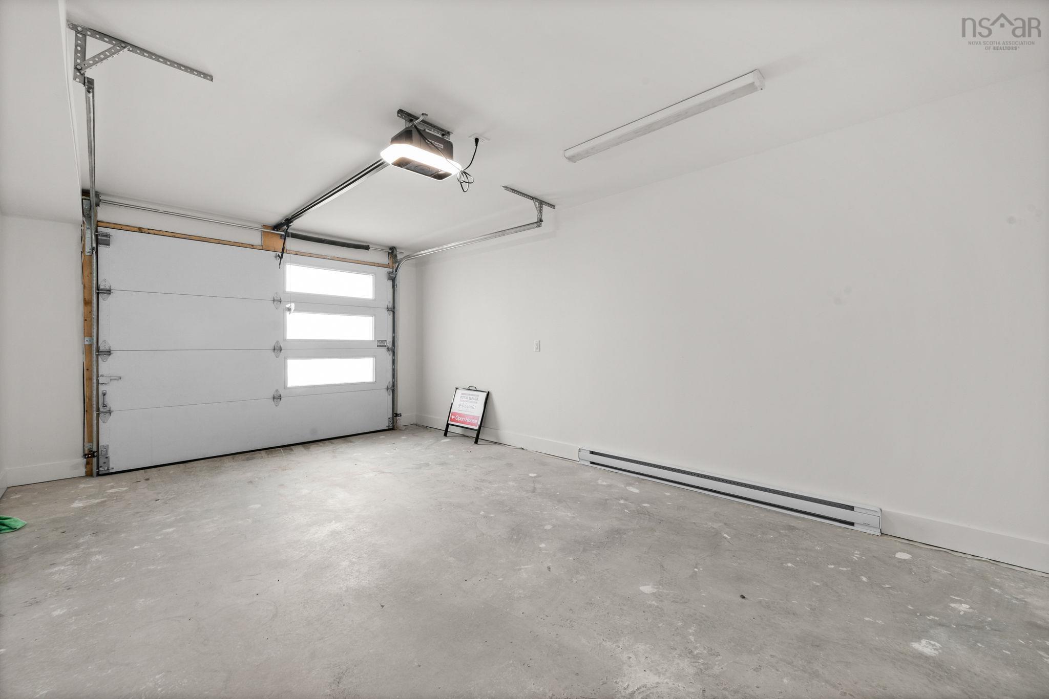 E 140 Stephs Street, Bedford, NS (MLS 202600403)