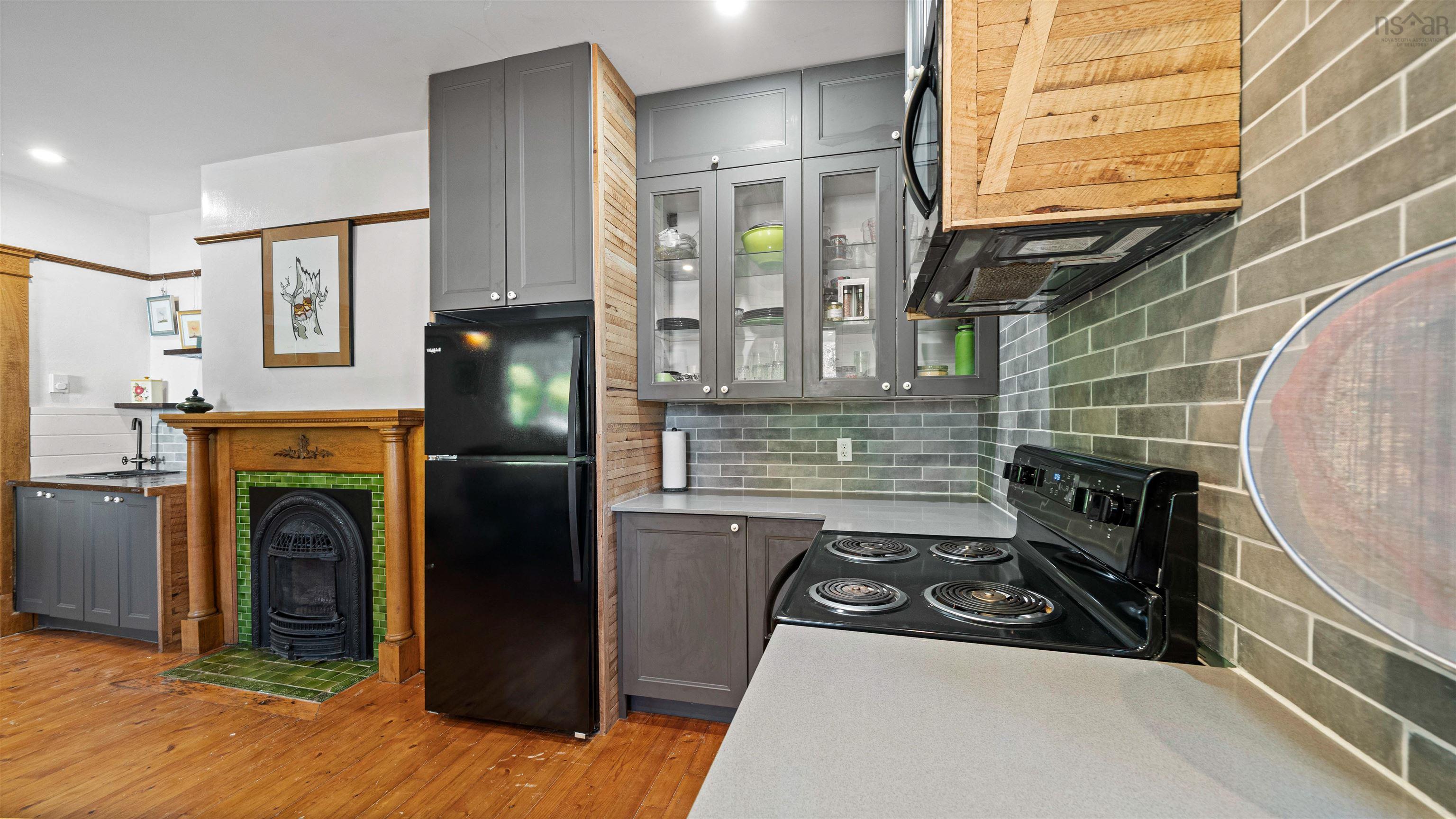 $465,000.00: 366 Main Street, Middleton