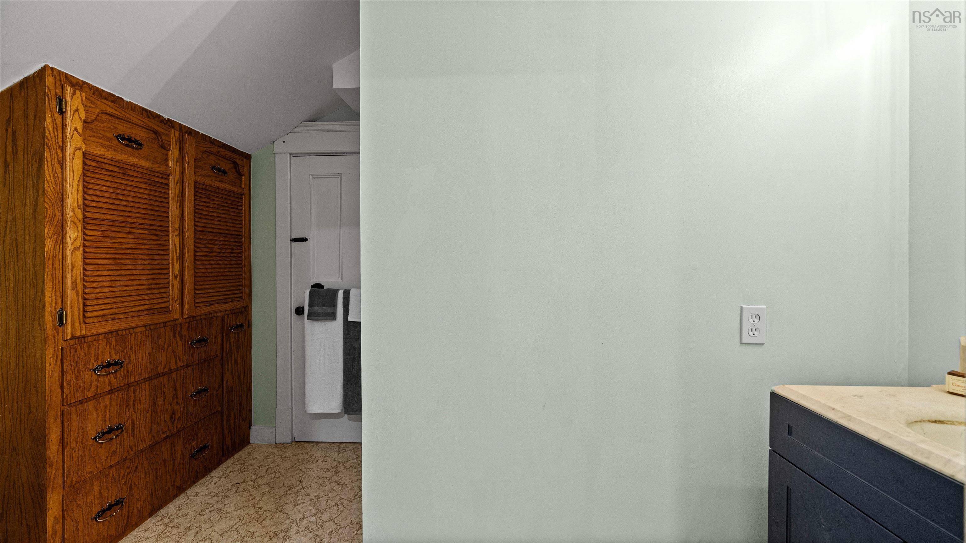 $465,000.00: 366 Main Street, Middleton