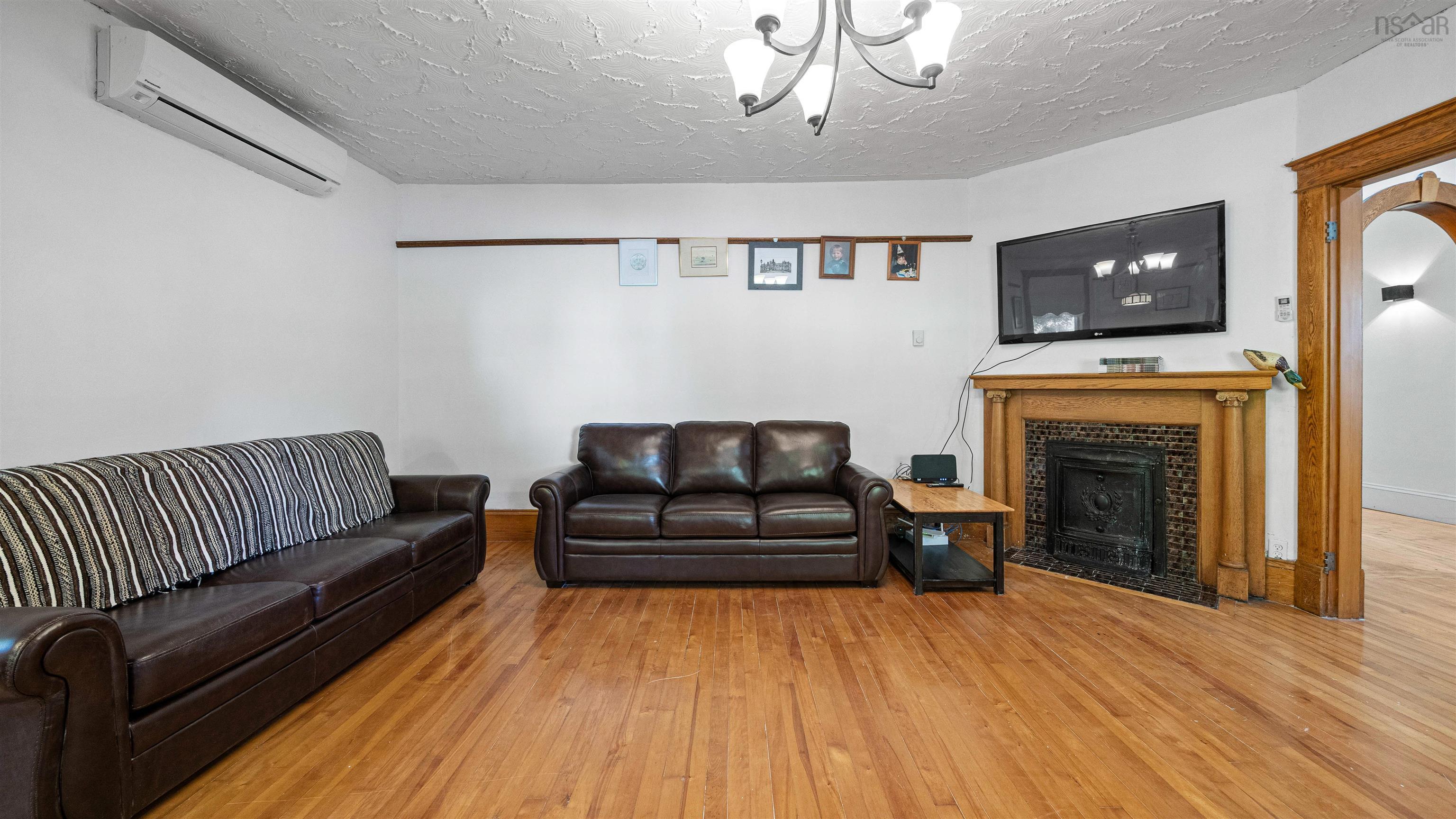 $465,000.00: 366 Main Street, Middleton