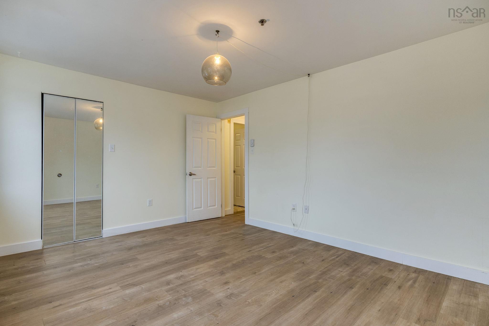 209 87 Kearney Lake Drive, Halifax, NS (MLS 202600411)