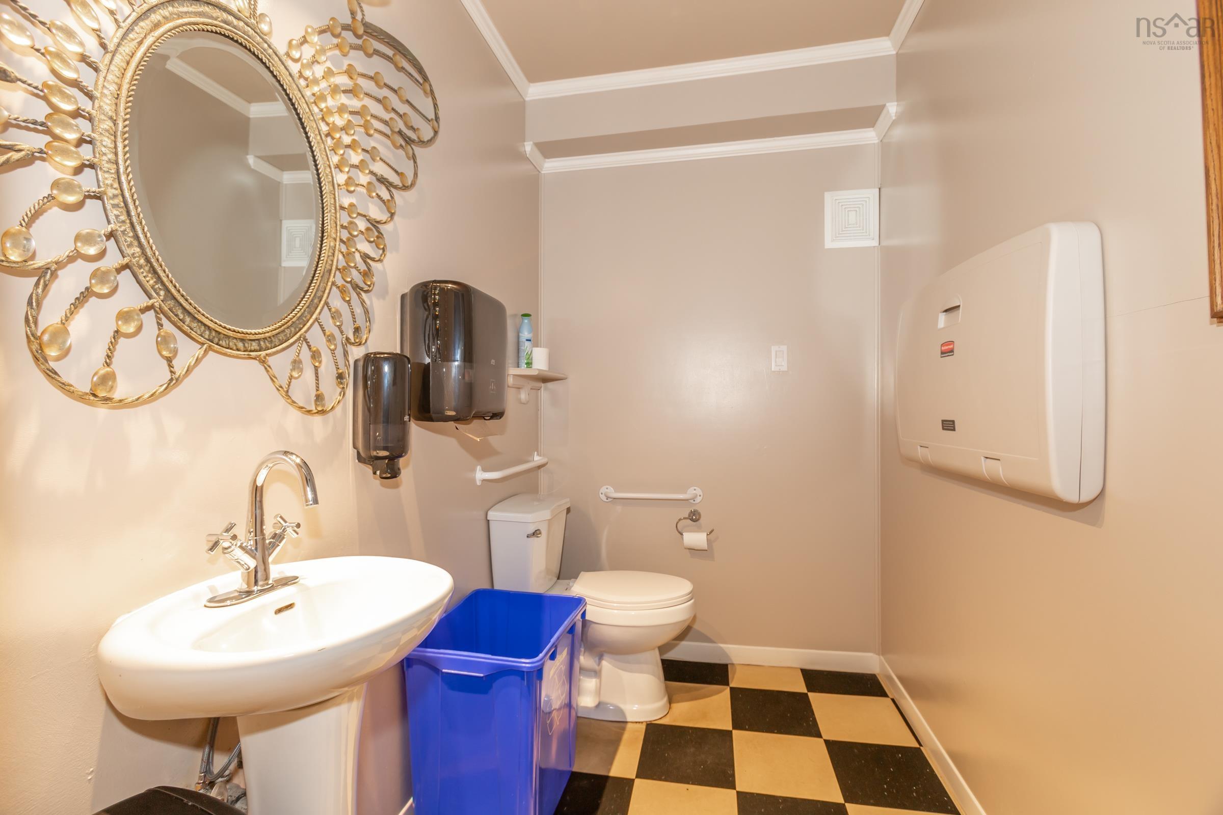 $799,000.00: 272-274 St George & 59-61 St James Street, Annapolis Royal