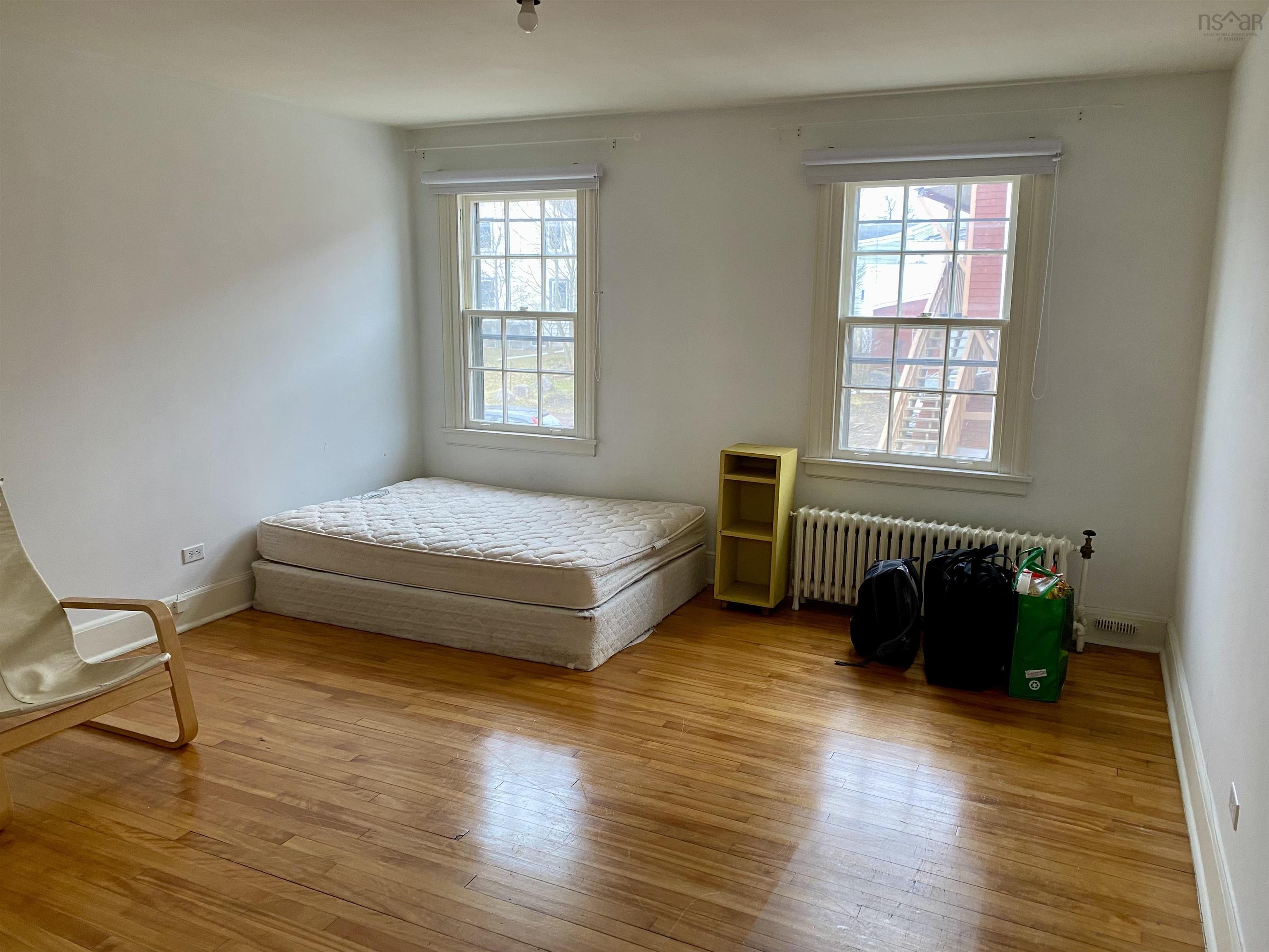 $799,000.00: 272-274 St George & 59-61 St James Street, Annapolis Royal