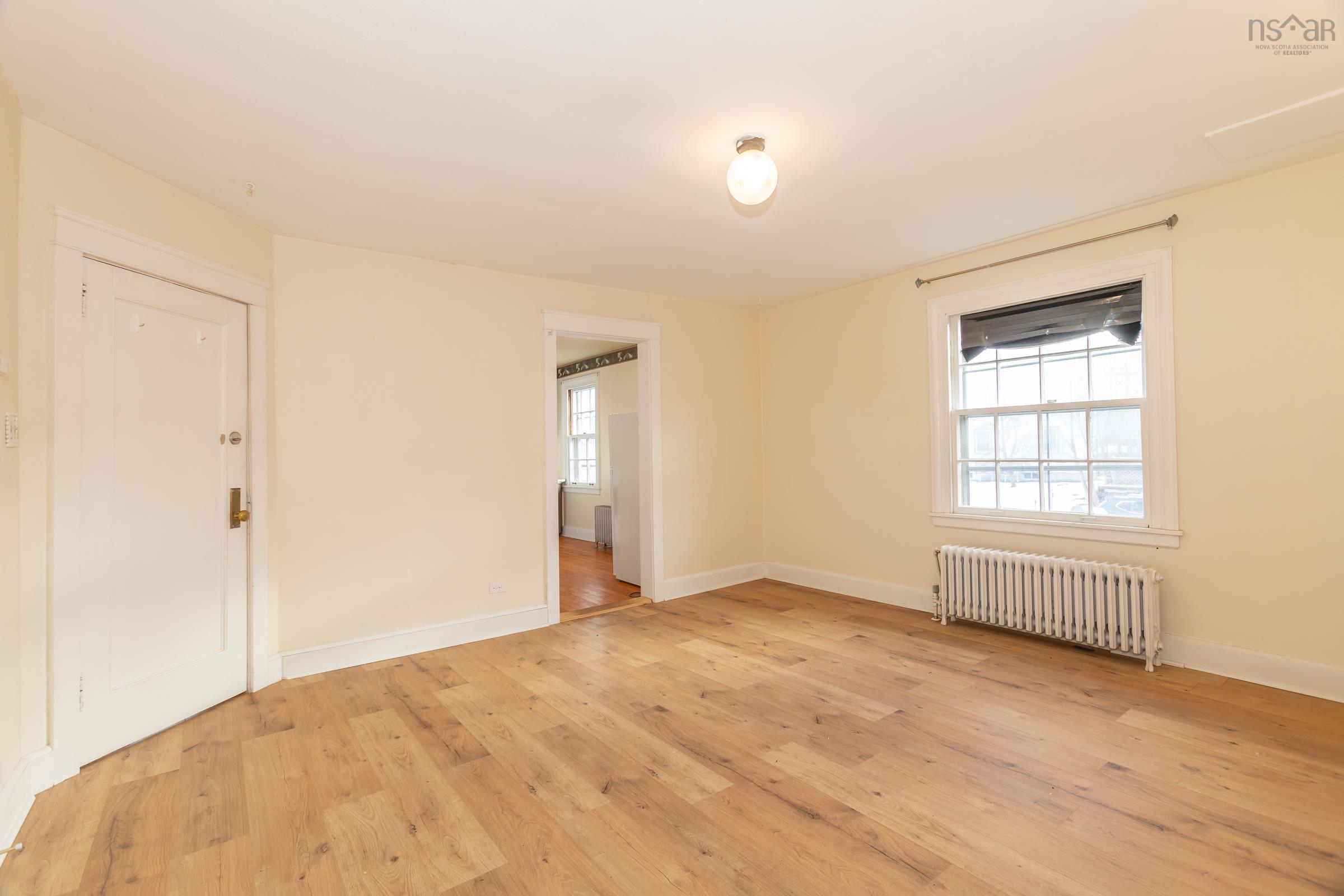 $799,000.00: 272-274 St George & 59-61 St James Street, Annapolis Royal