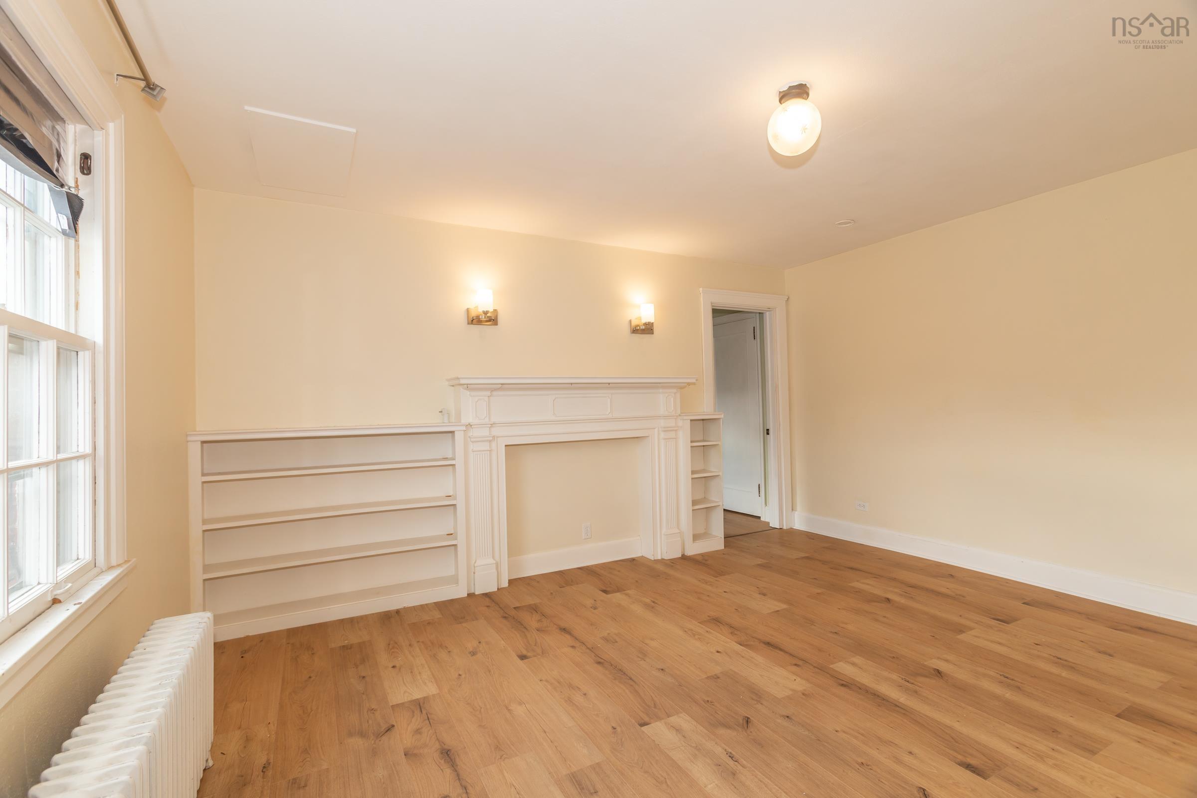 $799,000.00: 272-274 St George & 59-61 St James Street, Annapolis Royal