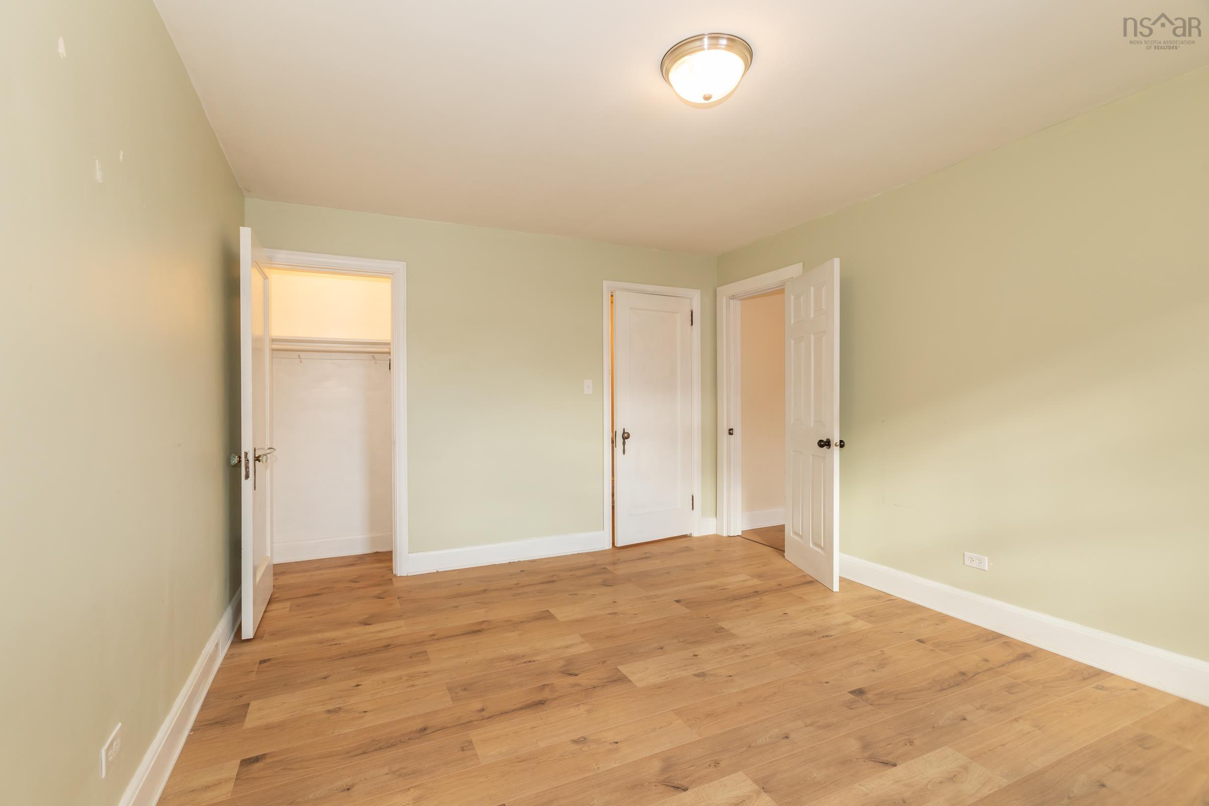 $799,000.00: 272-274 St George & 59-61 St James Street, Annapolis Royal