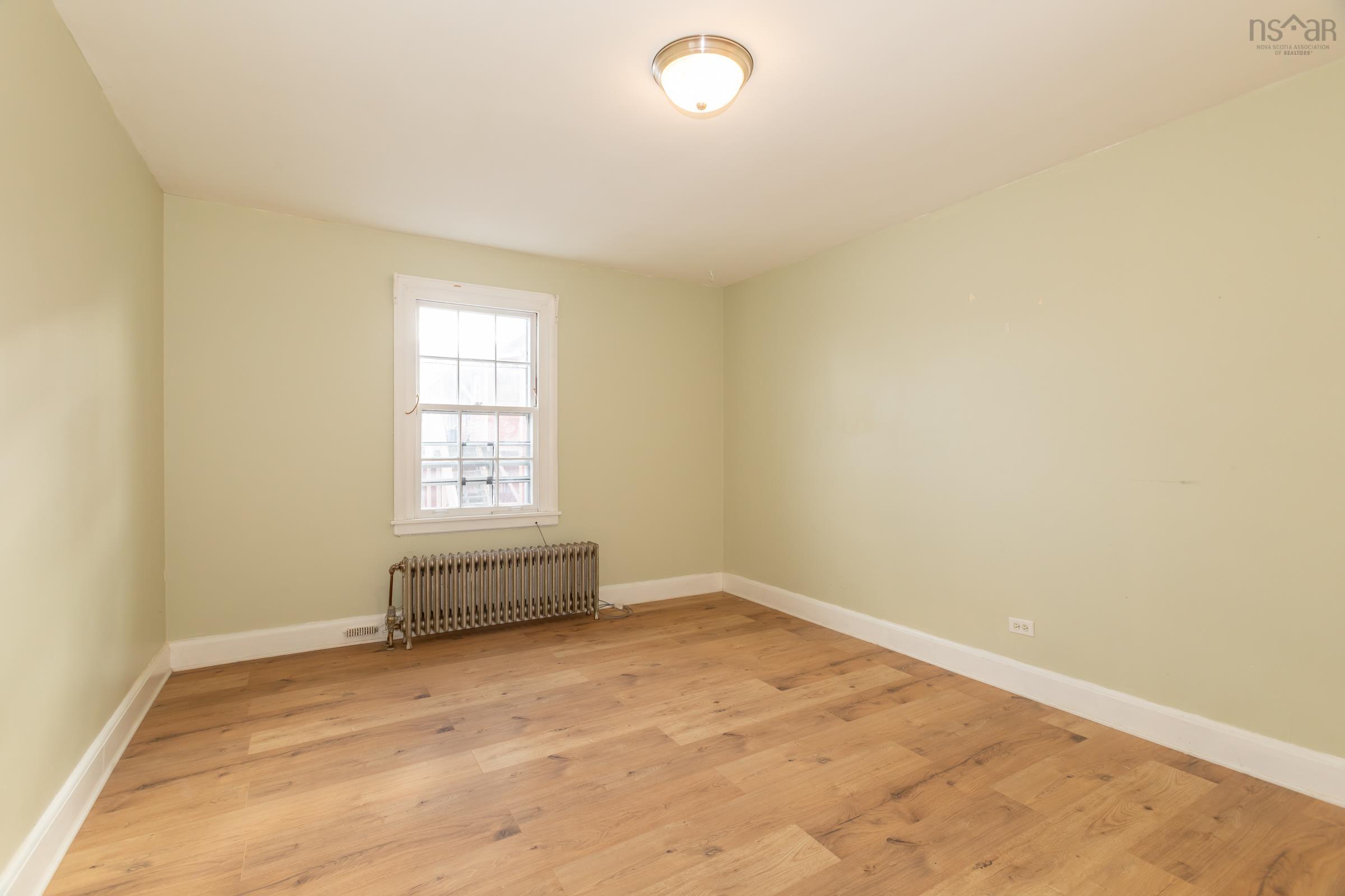 $799,000.00: 272-274 St George & 59-61 St James Street, Annapolis Royal