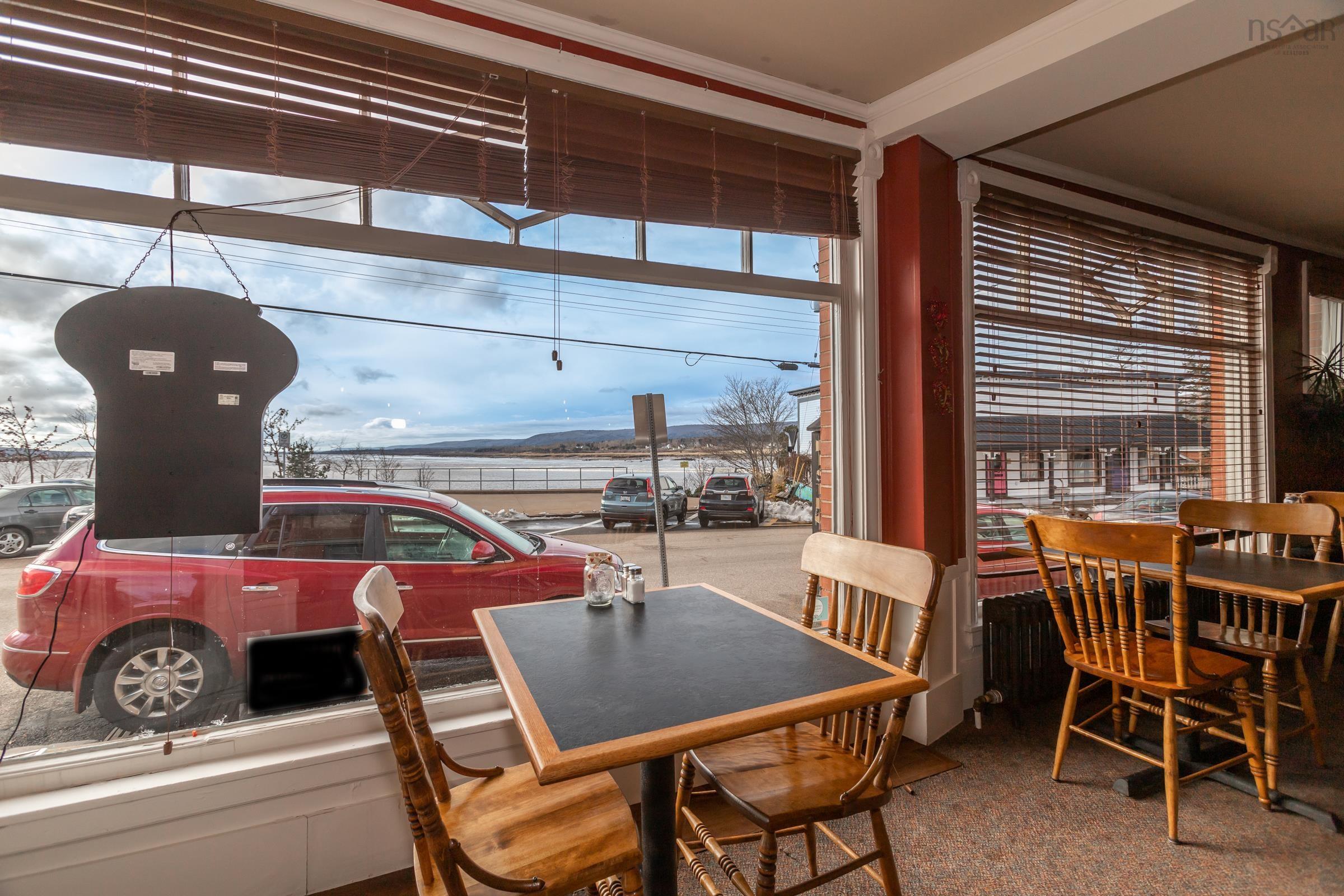 $799,000.00: 272-274 St George & 59-61 St James Street, Annapolis Royal