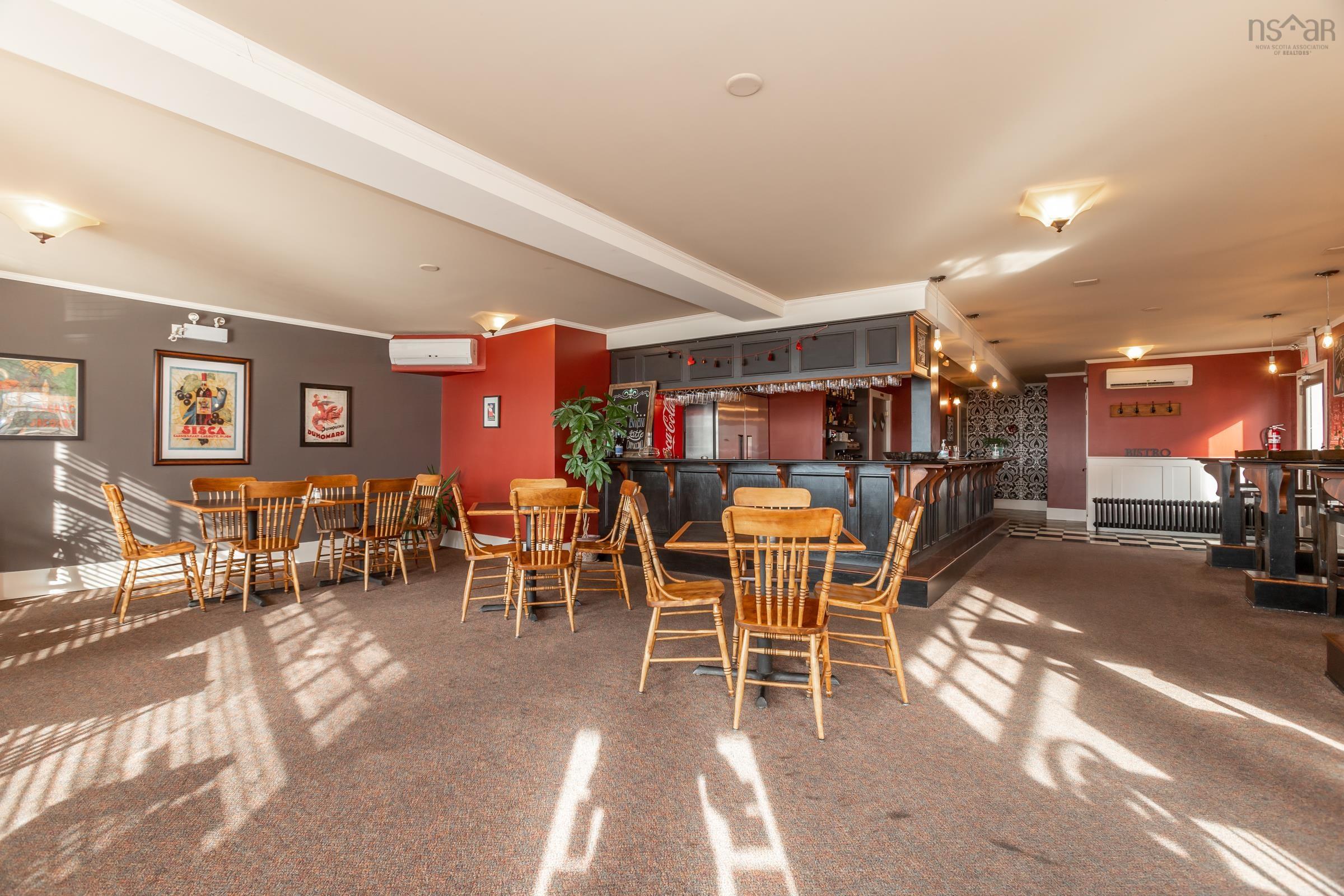 $799,000.00: 272-274 St George & 59-61 St James Street, Annapolis Royal