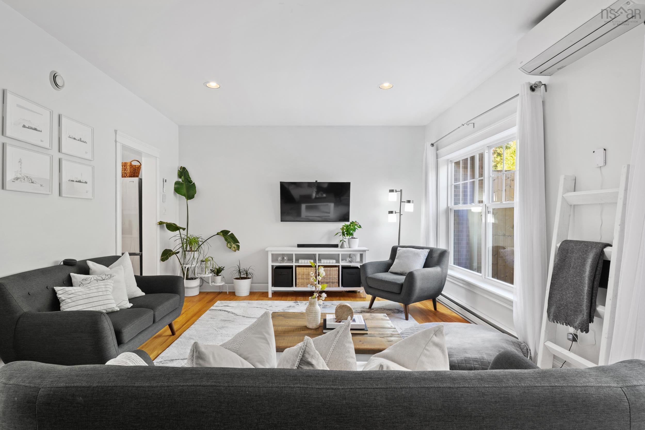 $530,000.00: 38 Greenside Lane, Hammonds Plains