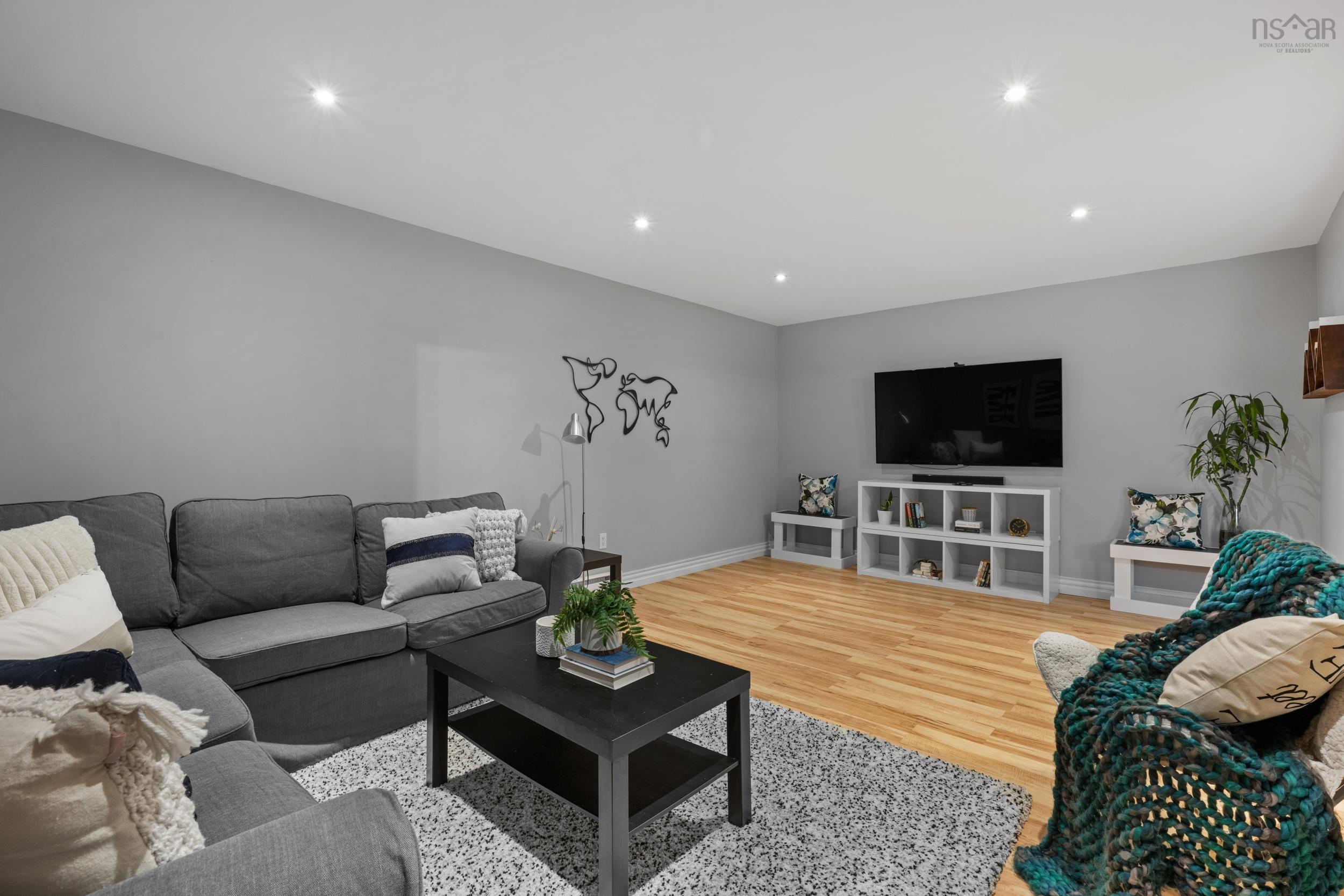 $530,000.00: 38 Greenside Lane, Hammonds Plains