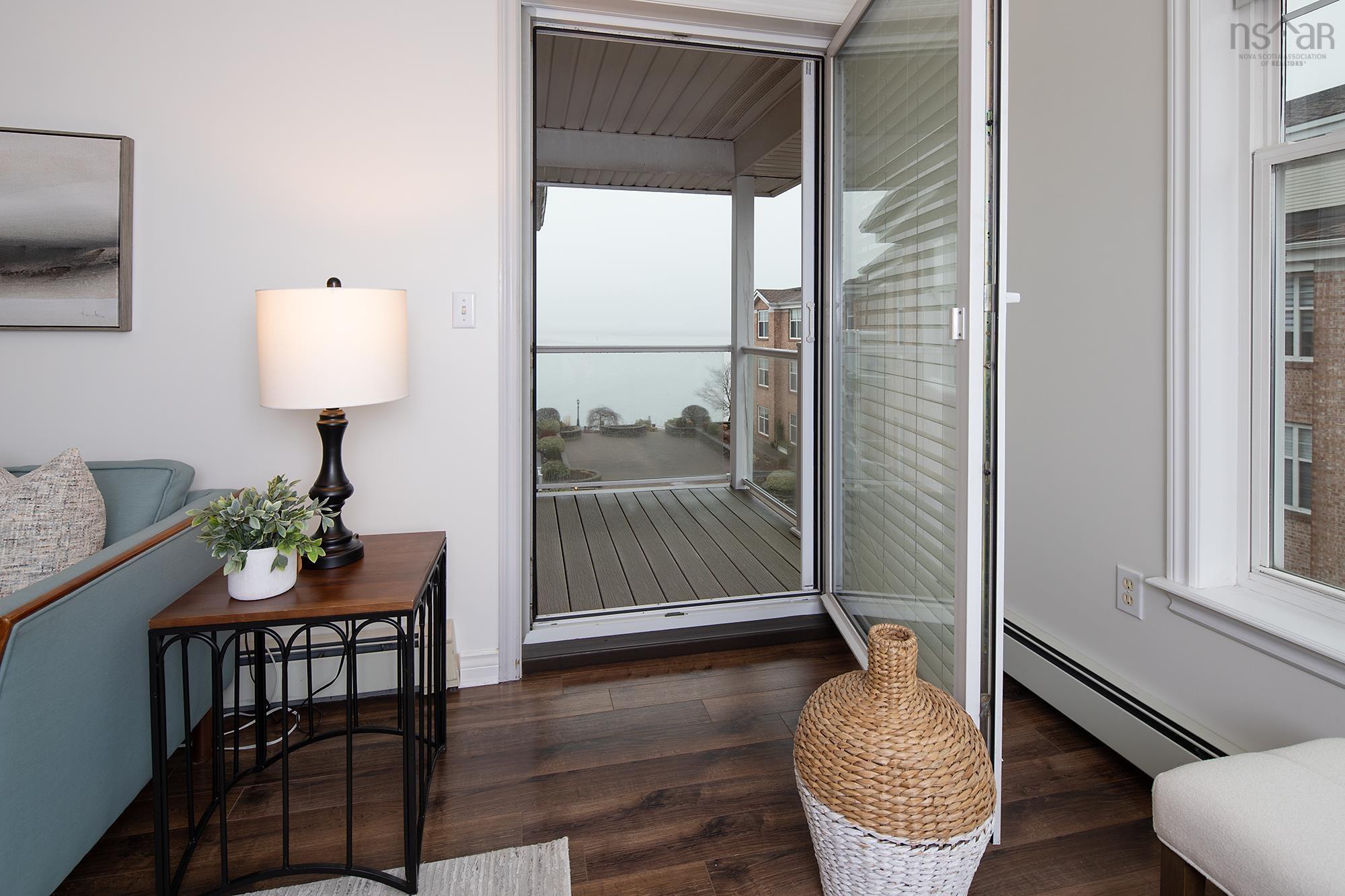 $525,000.00: 302 30 Waterfront Drive, Bedford