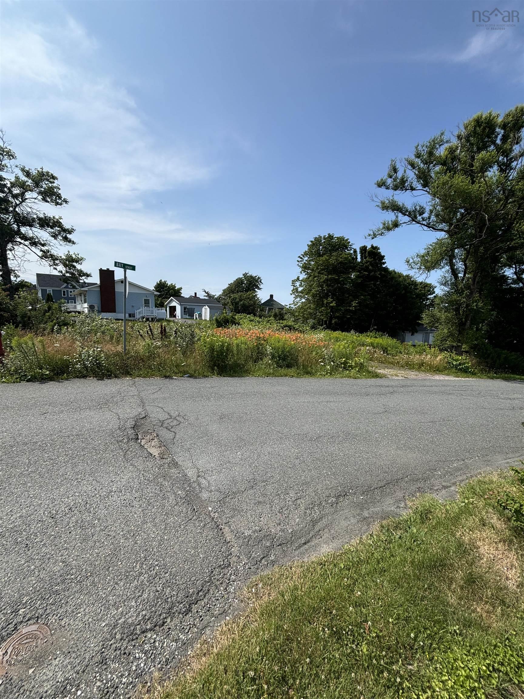 $36,000.00: 718 Main Street, Glace Bay