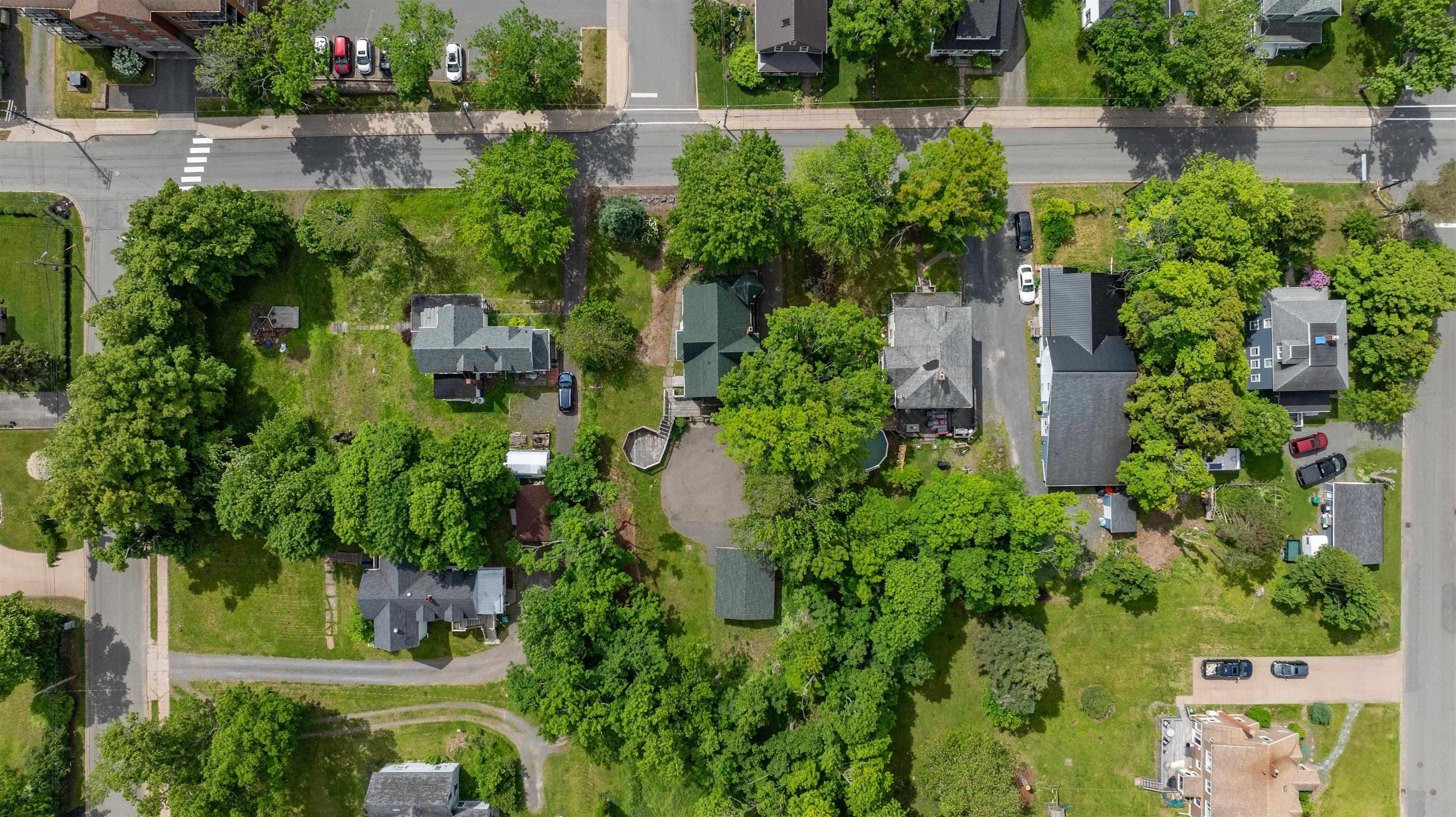 $349,900.00: 79 Willow Avenue, New Glasgow