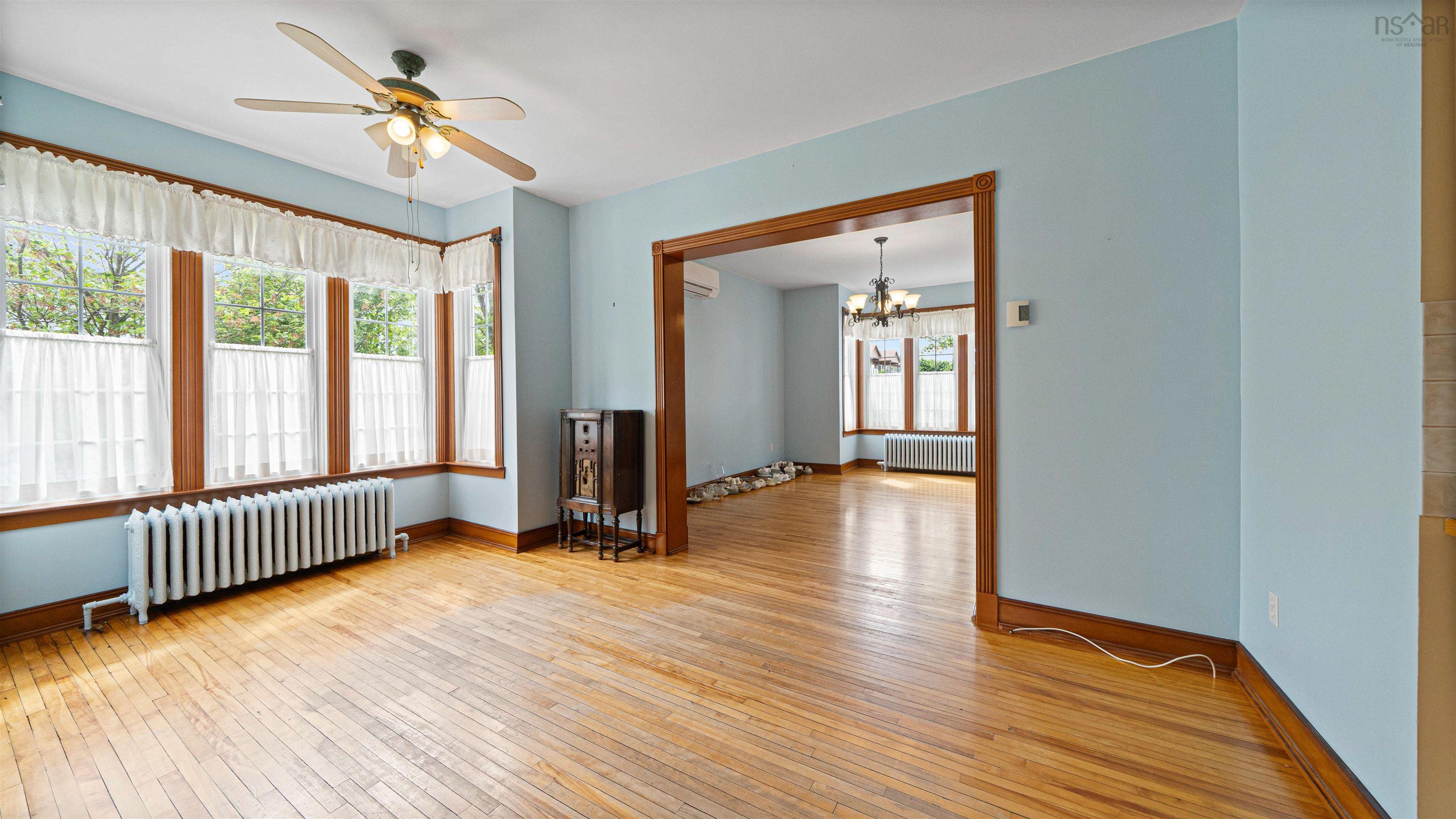 $349,900.00: 79 Willow Avenue, New Glasgow