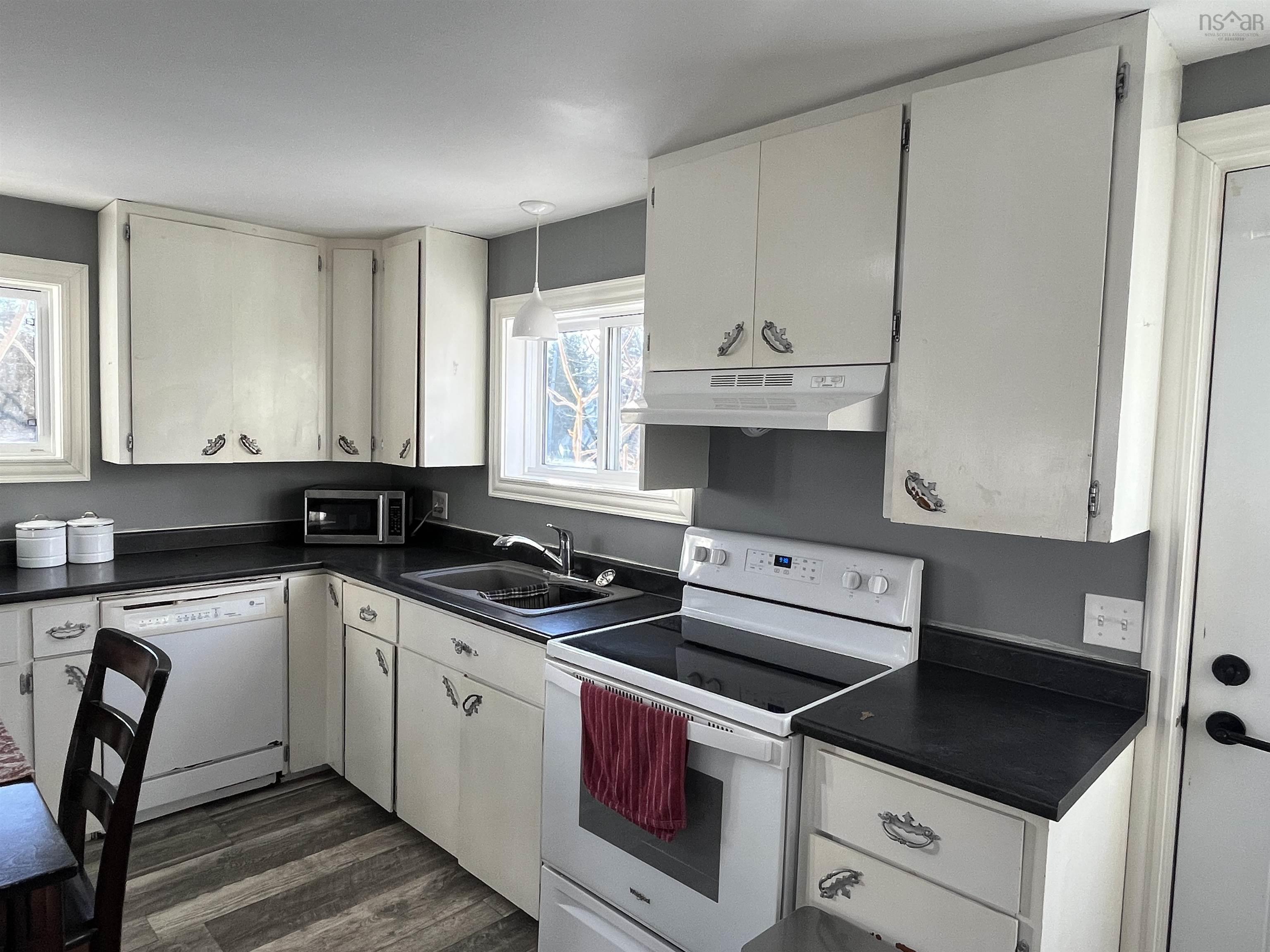 $175,000.00: 229 Truro Road, North River