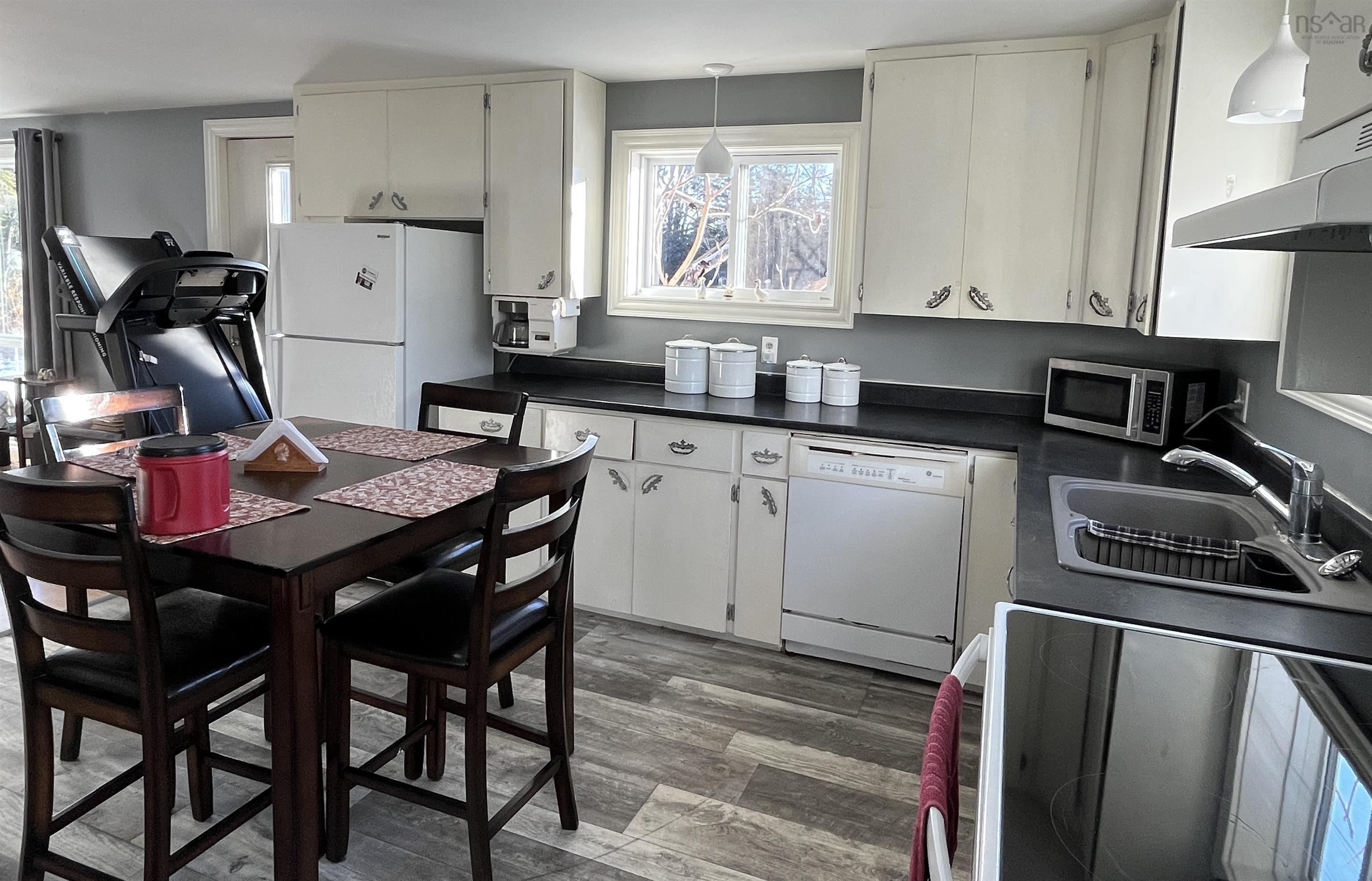 $175,000.00: 229 Truro Road, North River