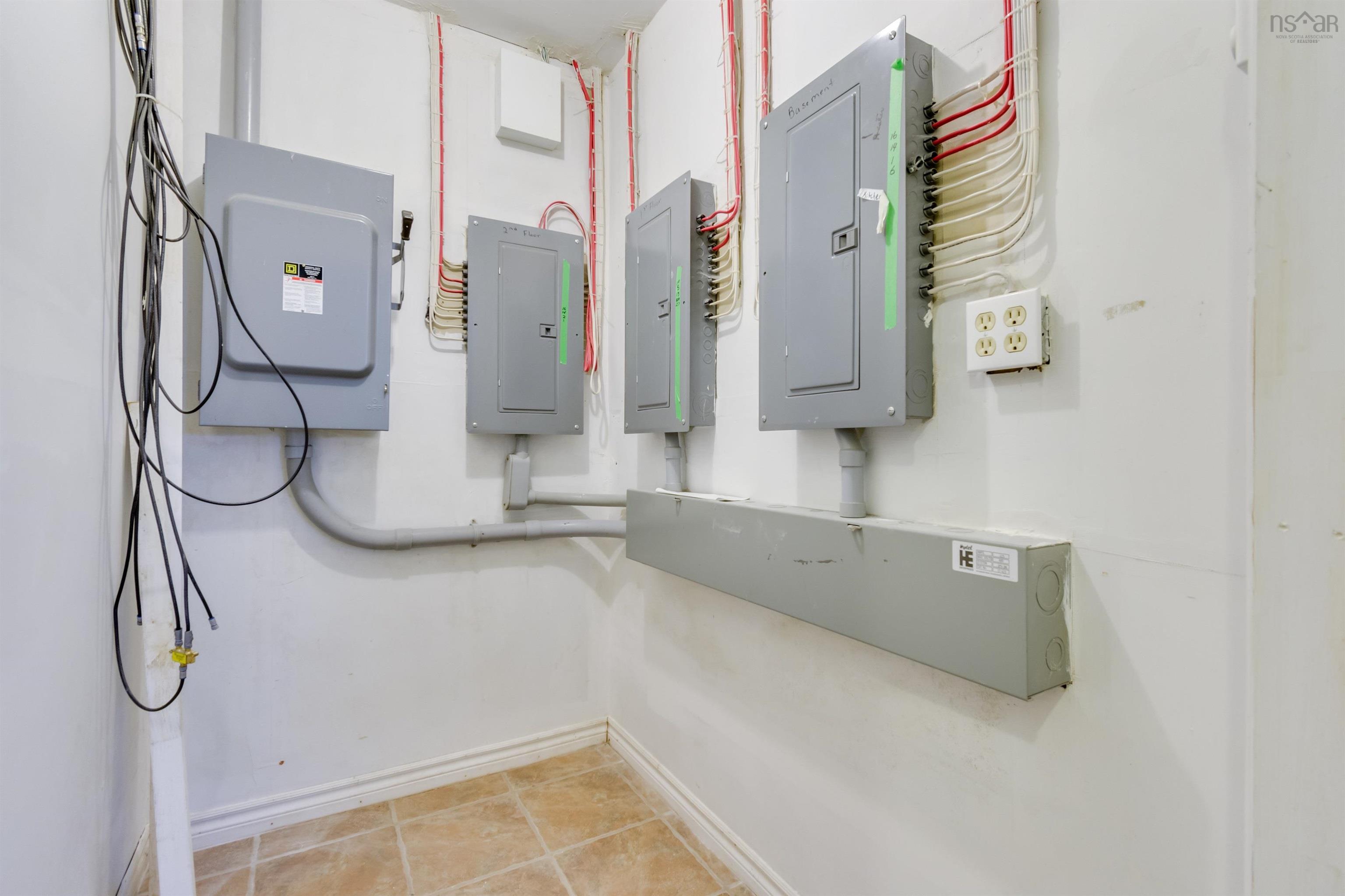 $1,649,000.00: 11980 105 Highway, Bucklaw