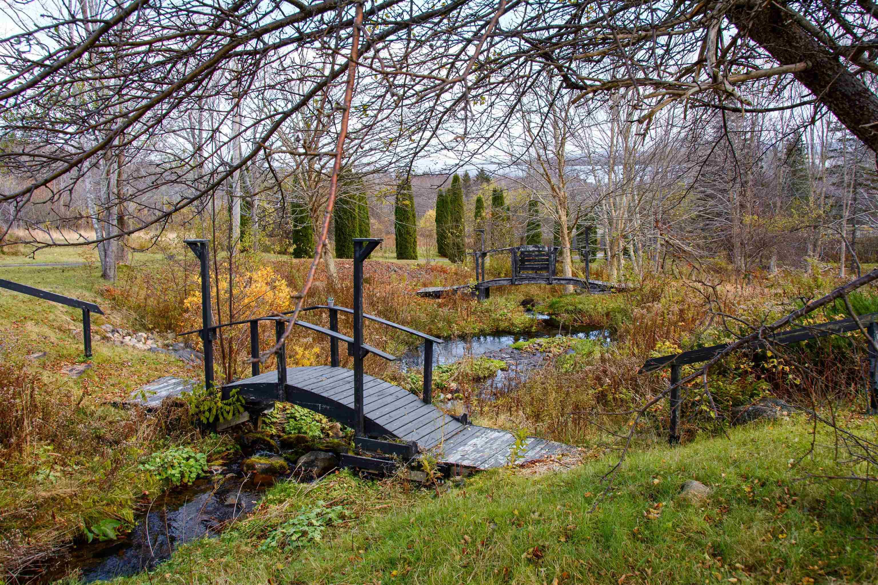 $1,649,000.00: 11980 105 Highway, Bucklaw