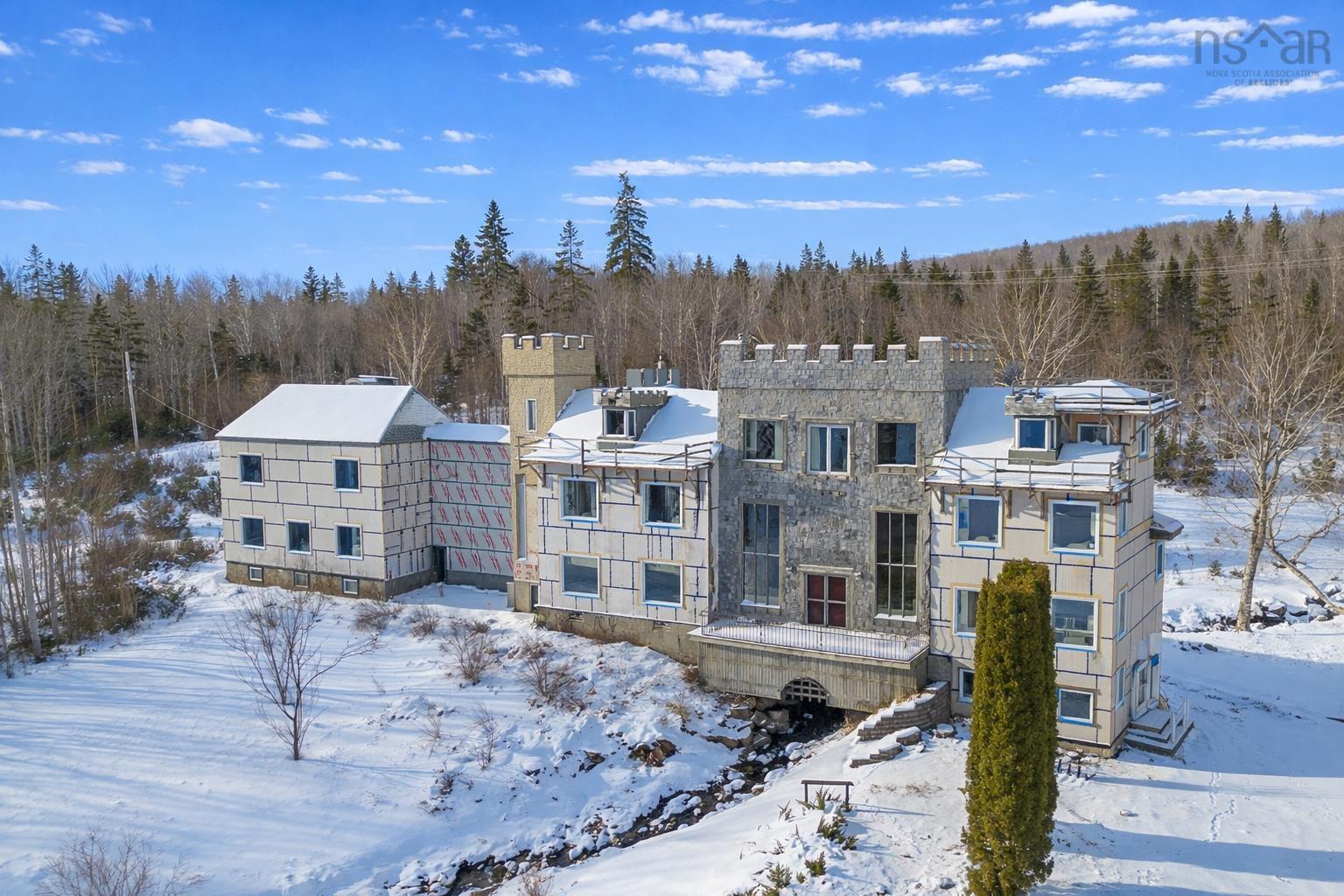 $1,649,000.00: 11980 105 Highway, Bucklaw