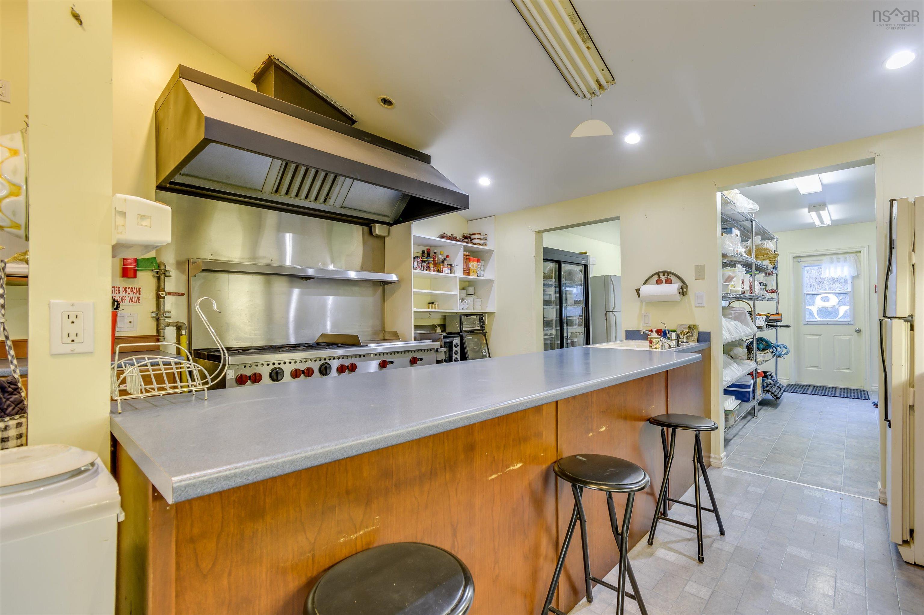 $1,649,000.00: 11980 105 Highway, Bucklaw