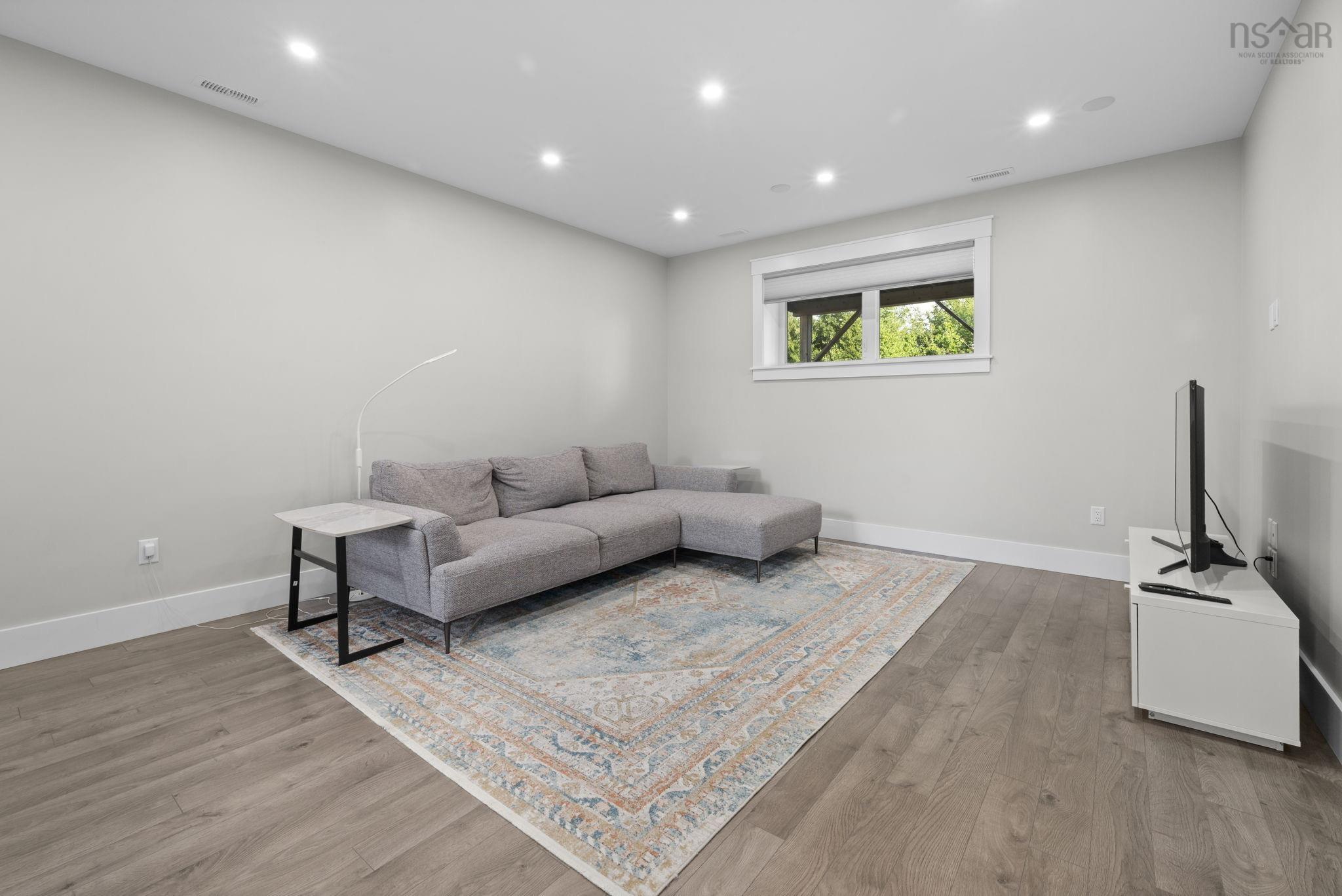 $974,900.00: 15 Theresa McNeil Grove, Halifax