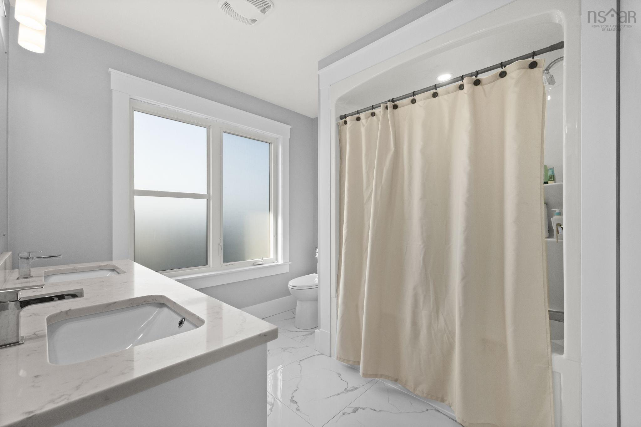 $974,900.00: 15 Theresa McNeil Grove, Halifax