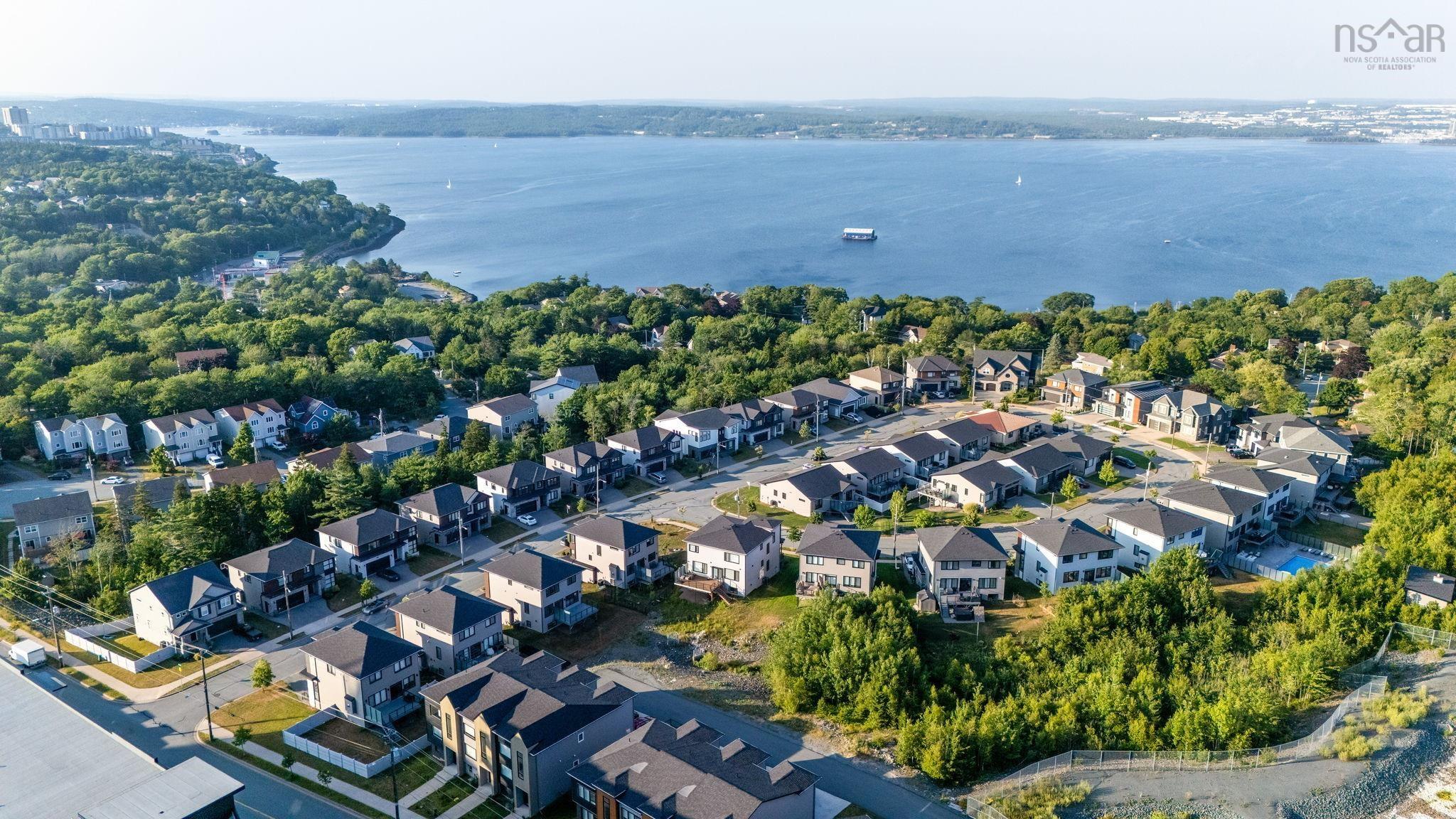 $974,900.00: 15 Theresa McNeil Grove, Halifax