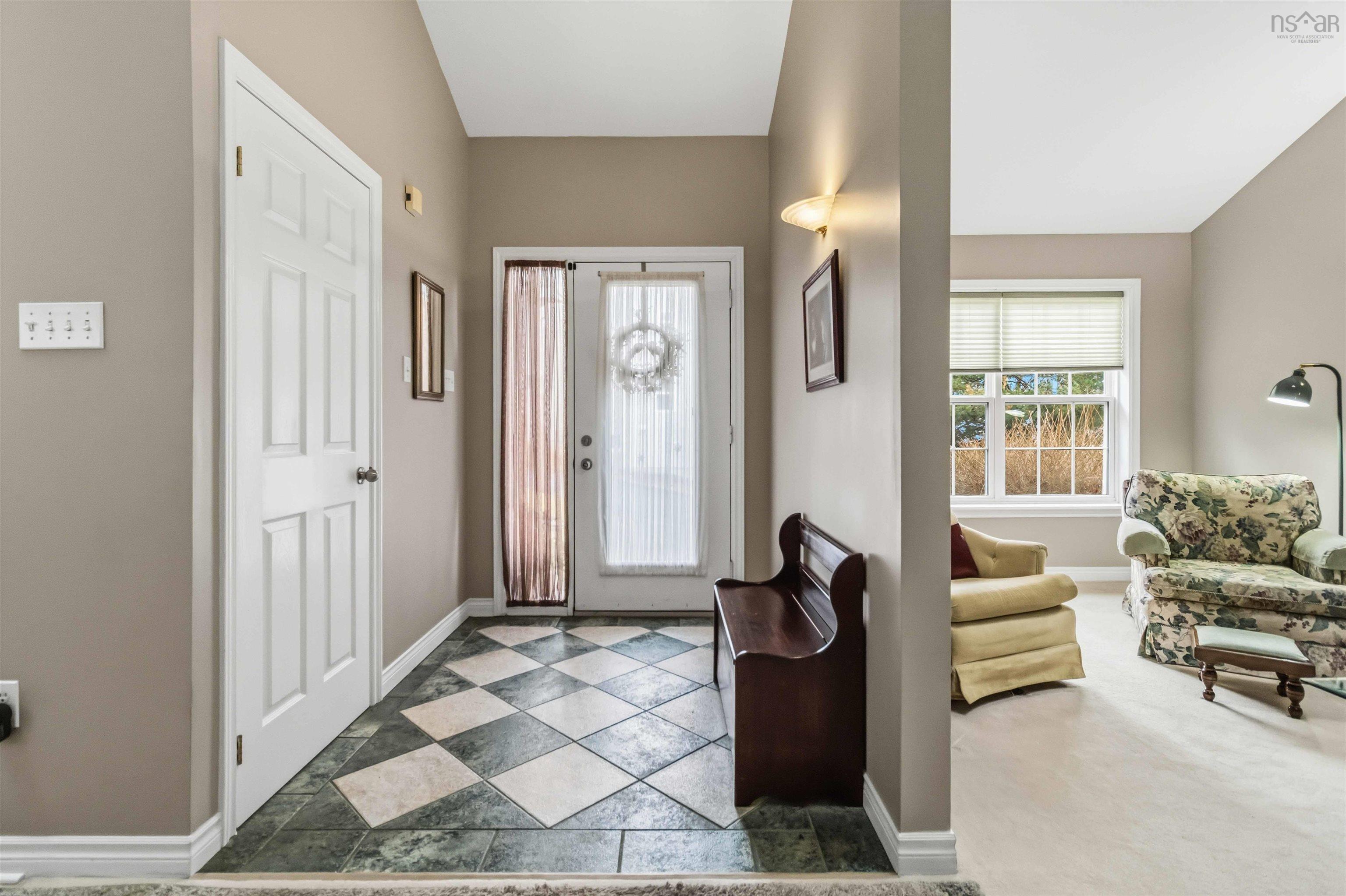 $579,900.00: 62 Woodbury Drive, Rockingham