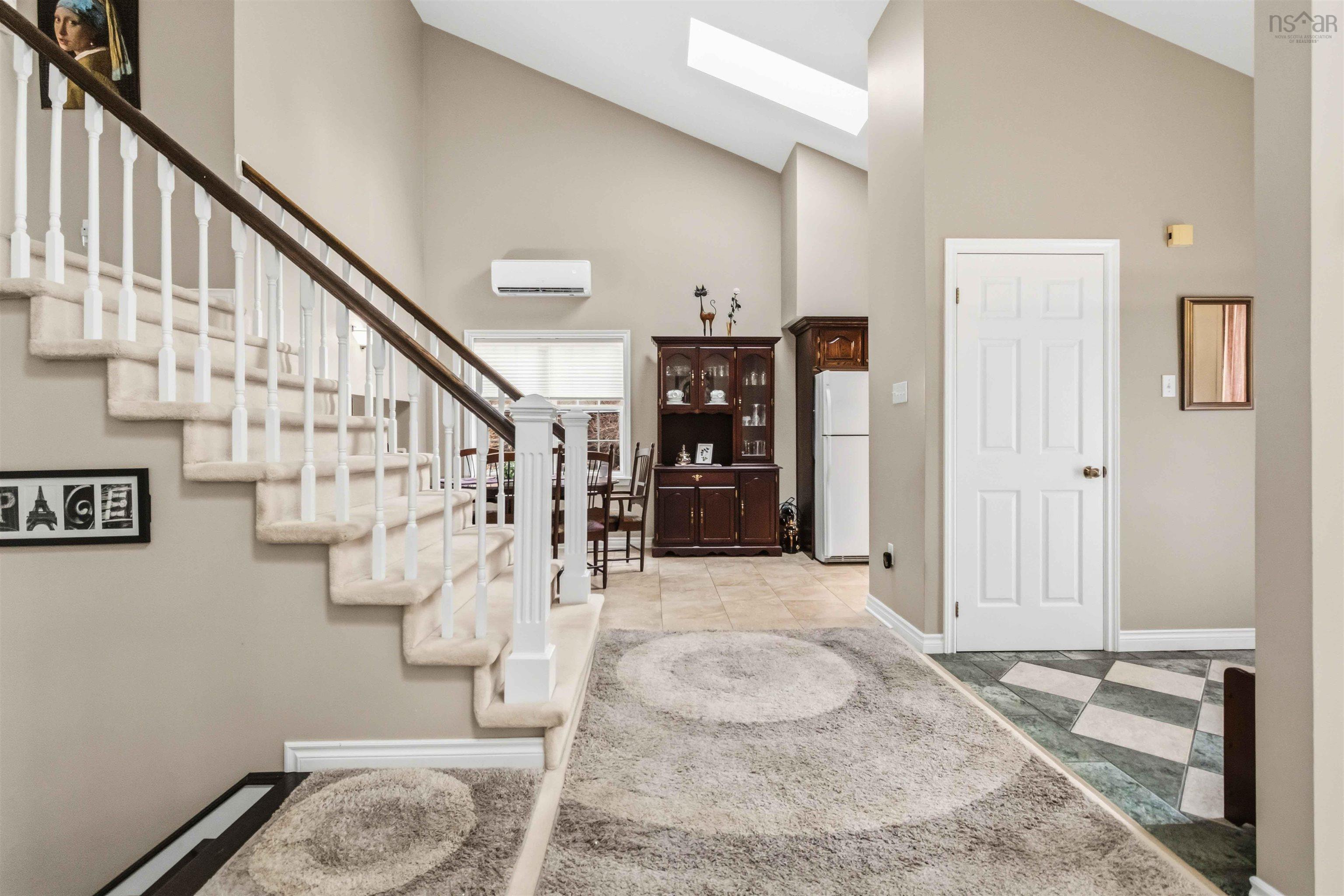 $579,900.00: 62 Woodbury Drive, Rockingham