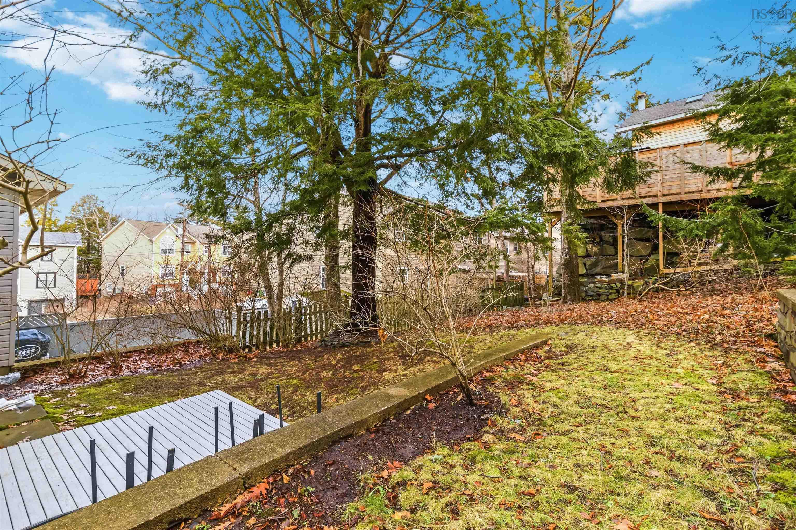 $579,900.00: 62 Woodbury Drive, Rockingham