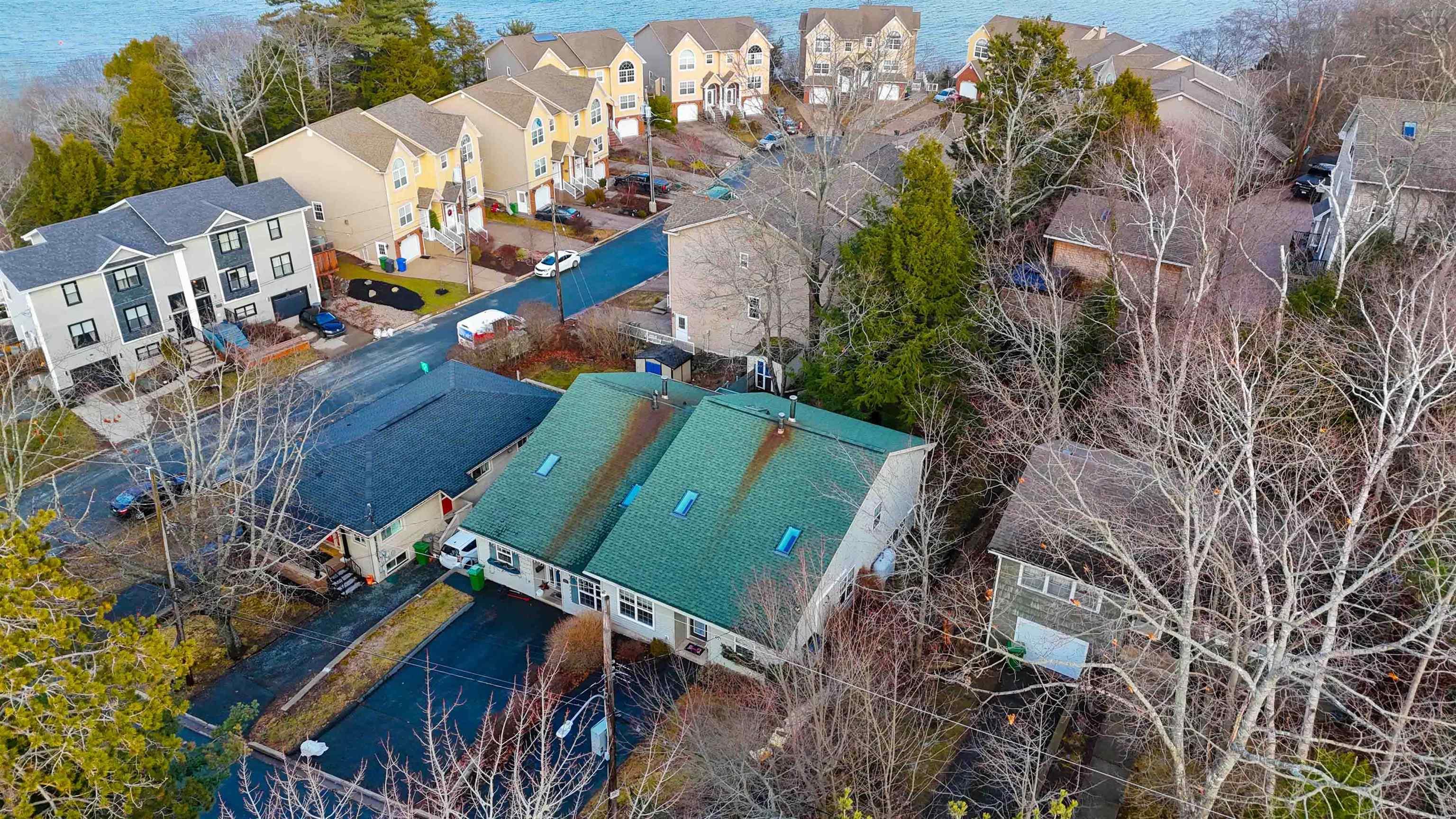 $579,900.00: 62 Woodbury Drive, Rockingham