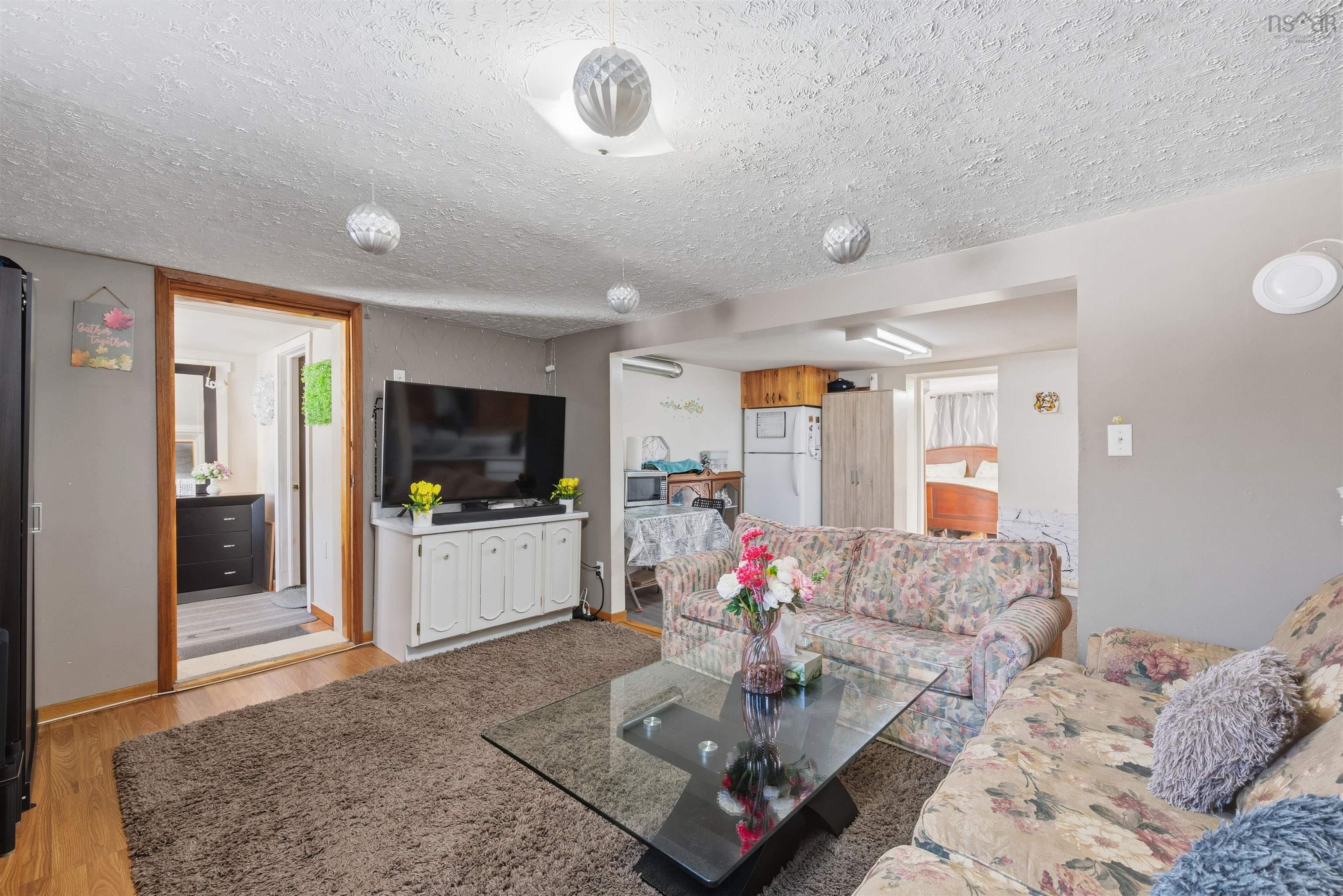 28/30 High Street, Bedford, NS (MLS 202600506)