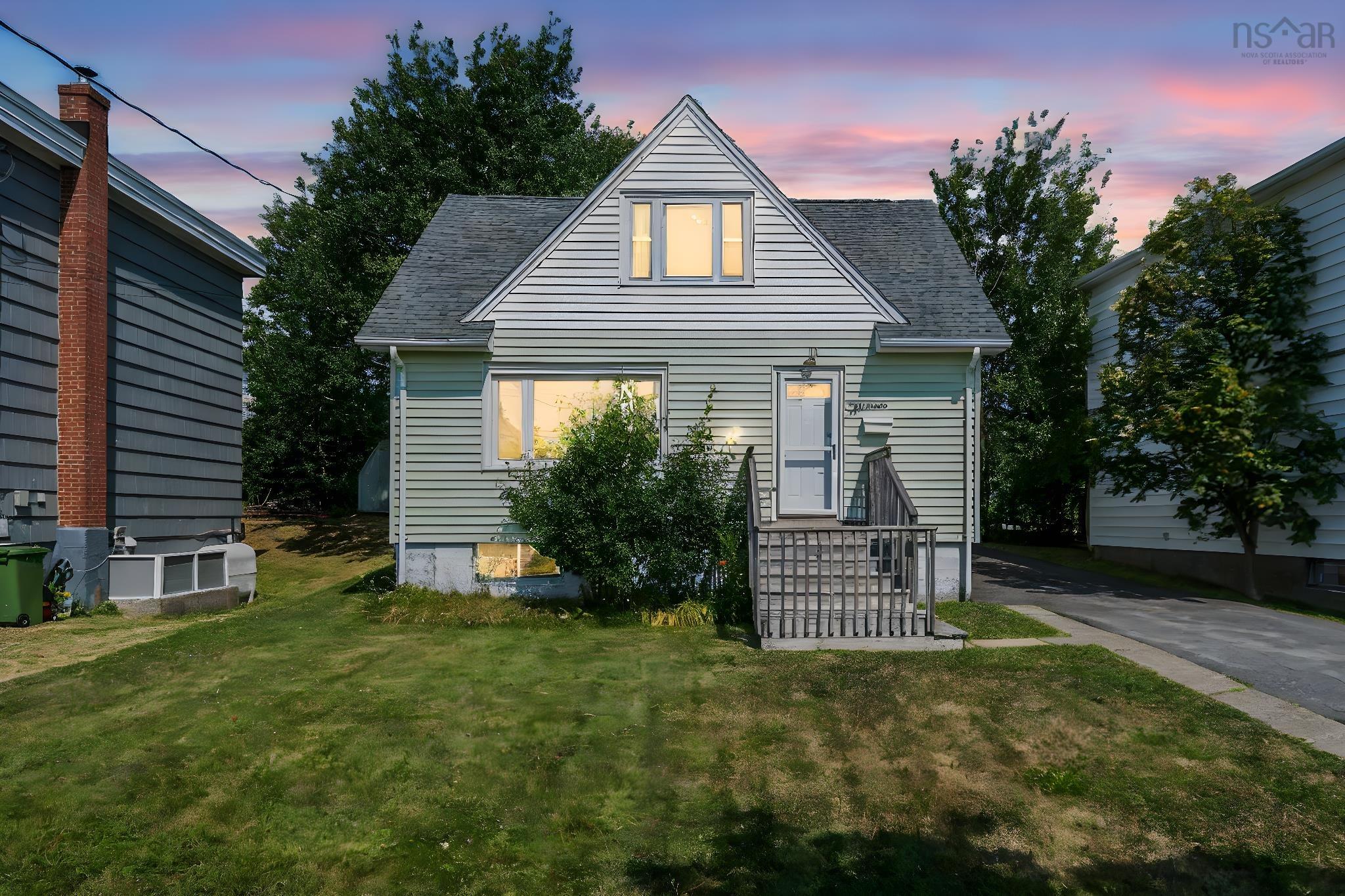 13 Convoy Avenue, Halifax, NS (MLS® 202600513) | Halifax Real Estate | RE/MAX Halifax