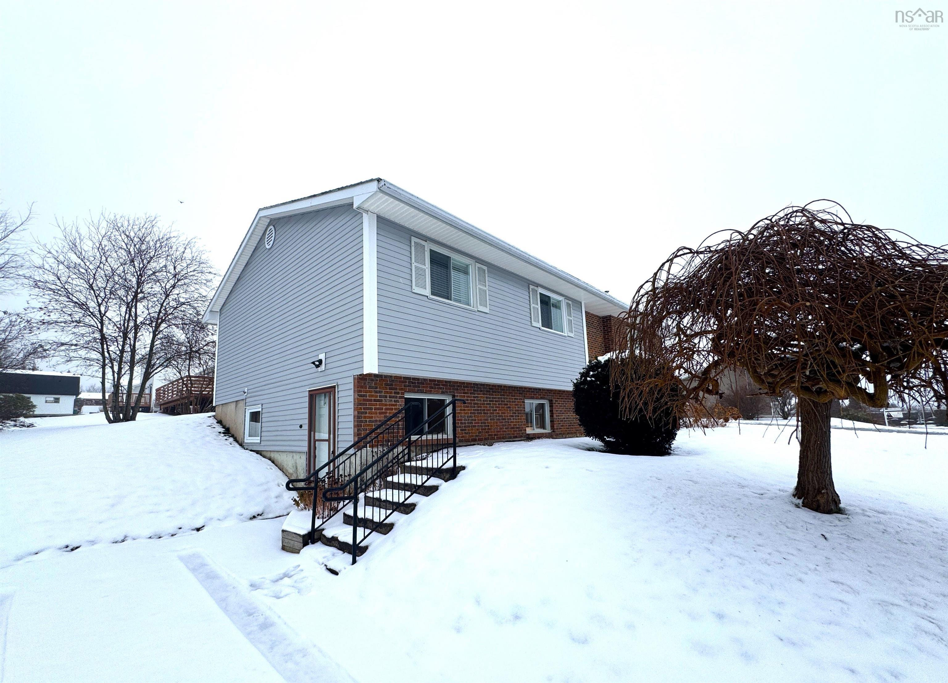 $485,000.00: 89 Apple Tree Lane, Kentville