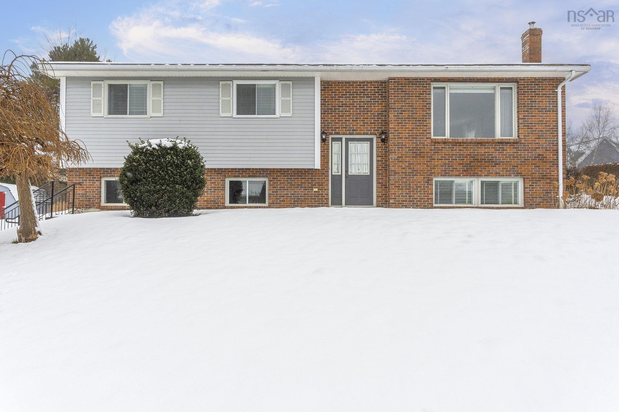 $485,000.00: 89 Apple Tree Lane, Kentville