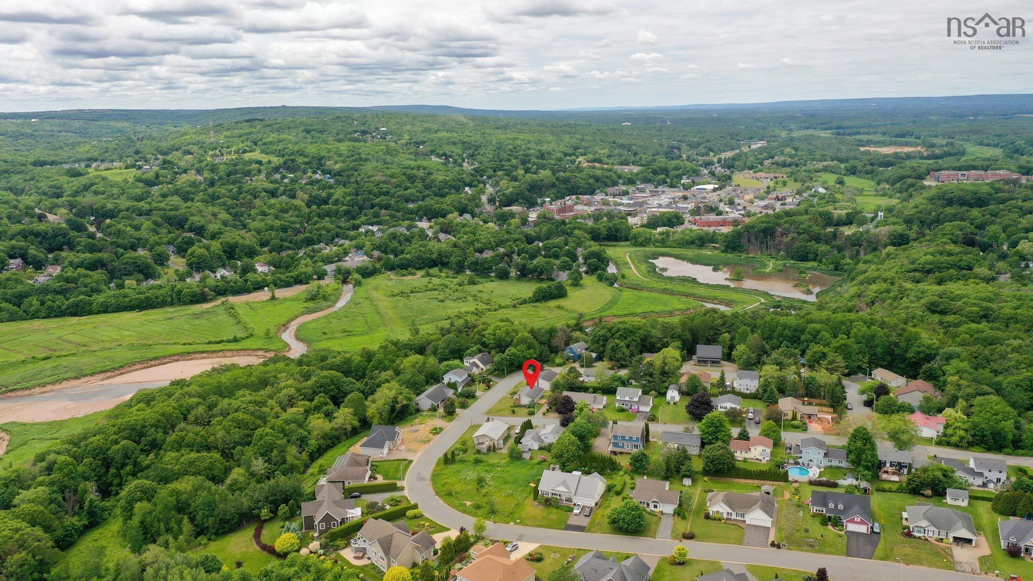 $485,000.00: 89 Apple Tree Lane, Kentville