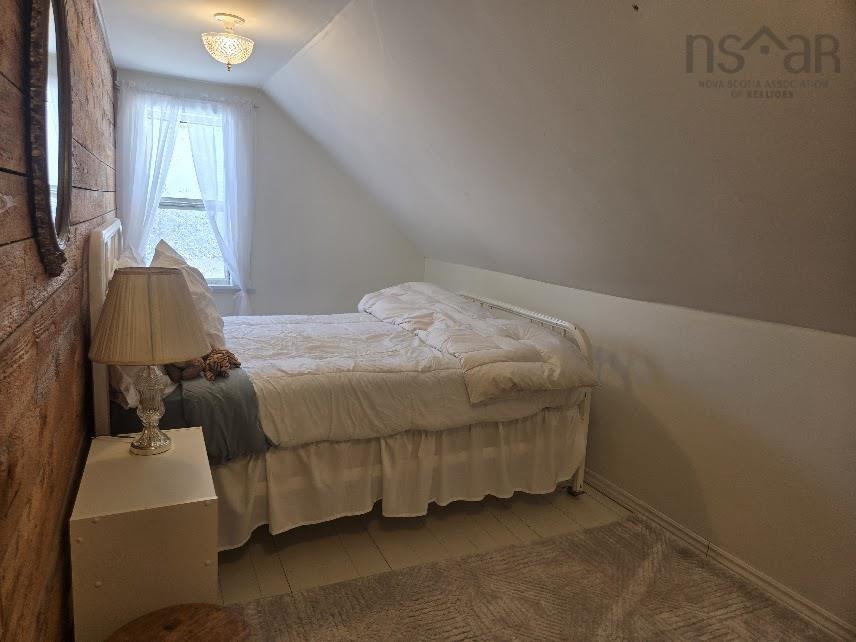 $345,000.00: 540 246 Highway, Wentworth