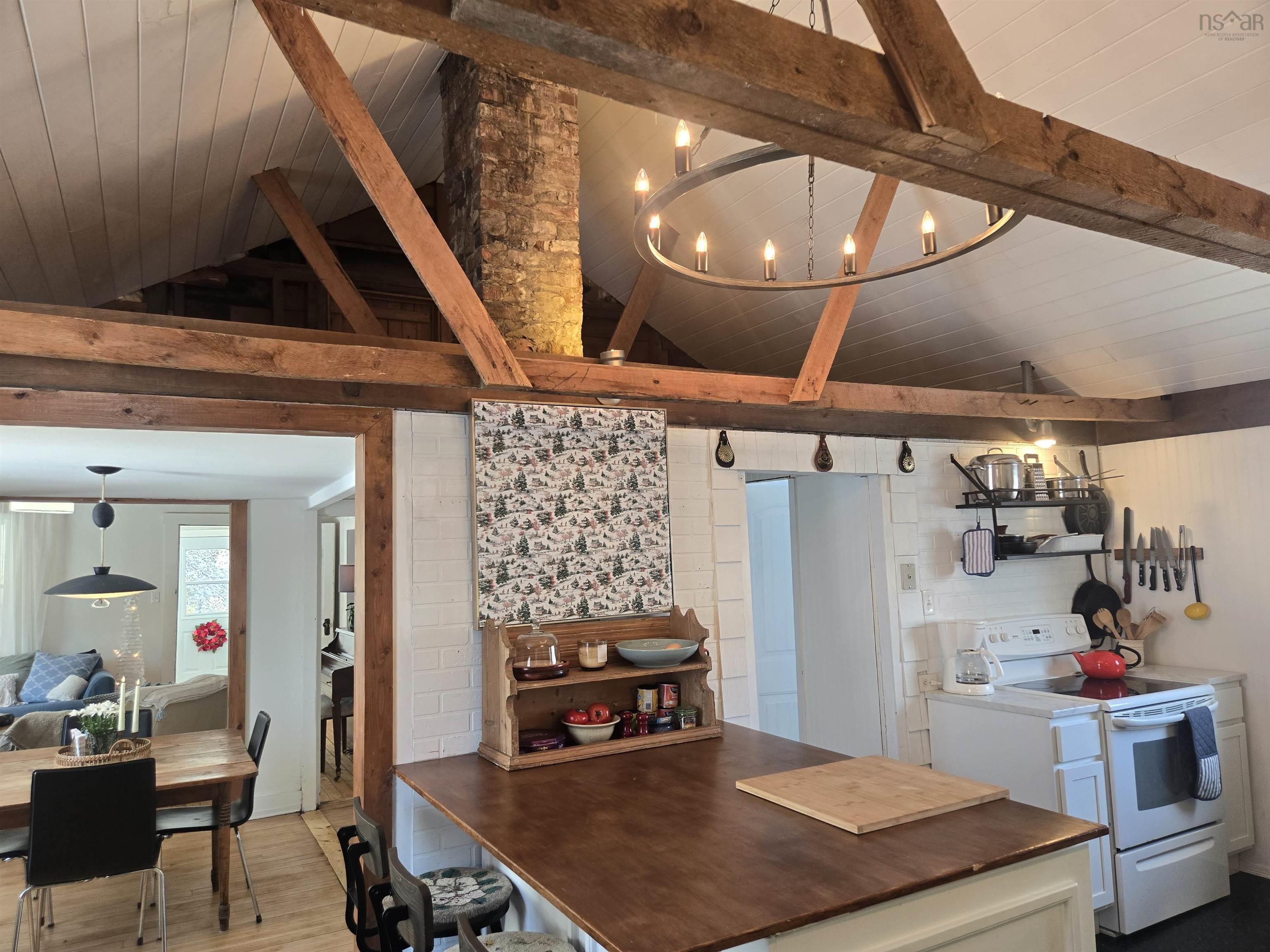 $345,000.00: 540 246 Highway, Wentworth