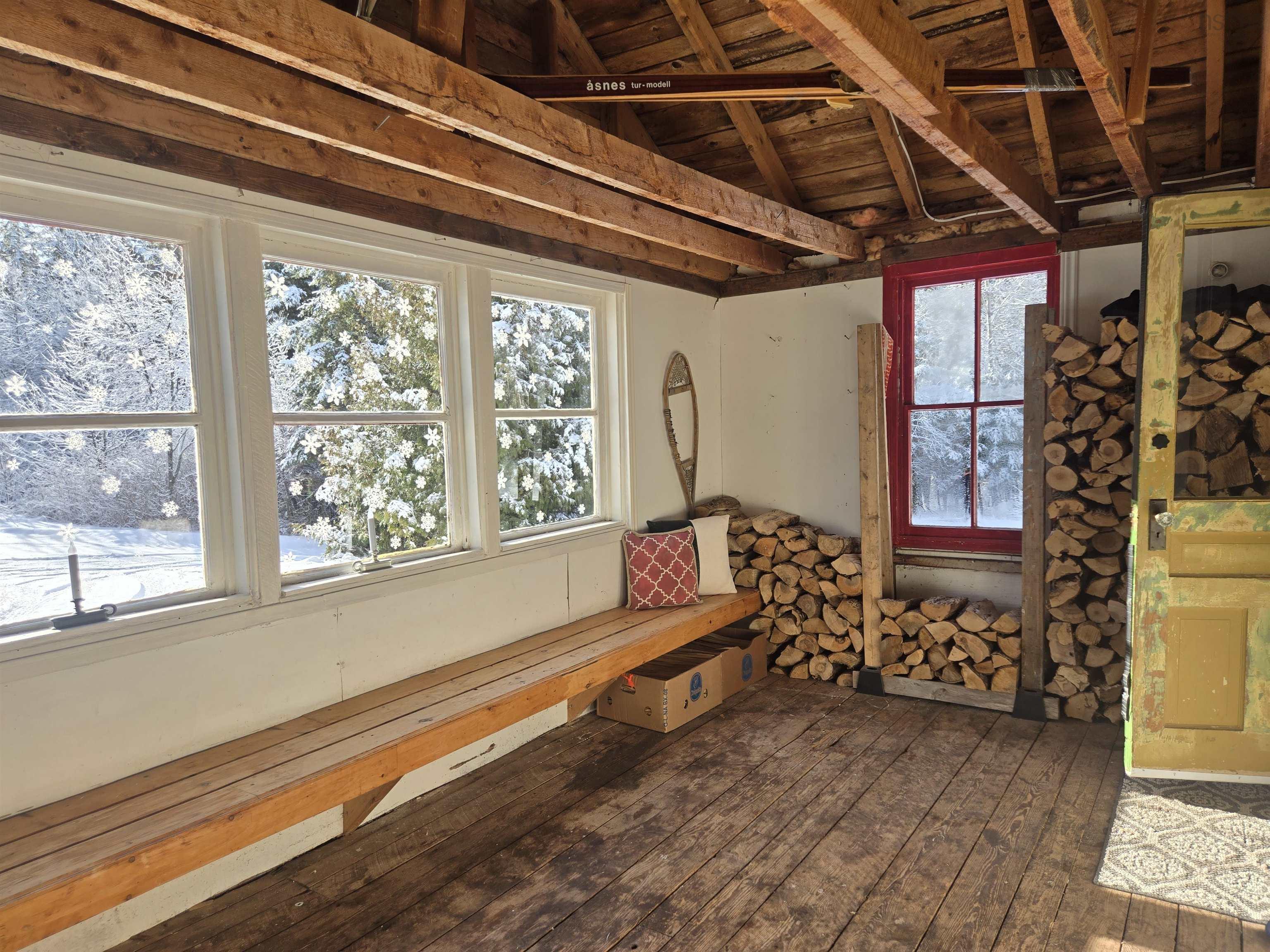 $345,000.00: 540 246 Highway, Wentworth