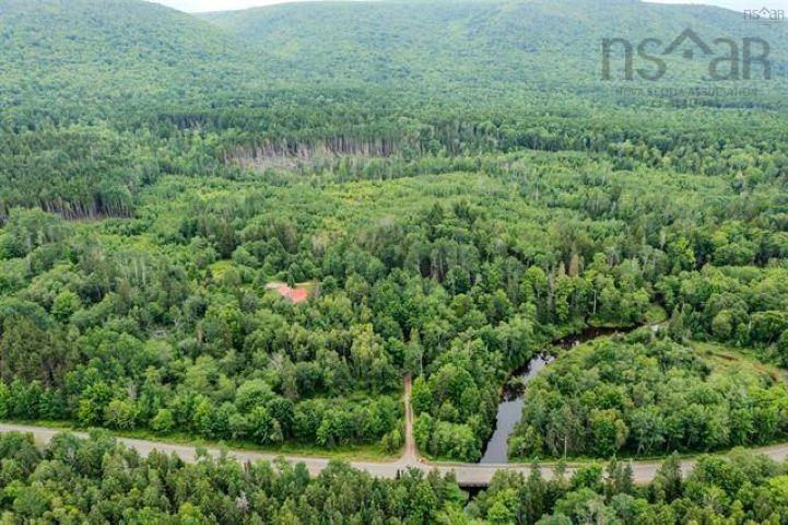 $345,000.00: 540 246 Highway, Wentworth