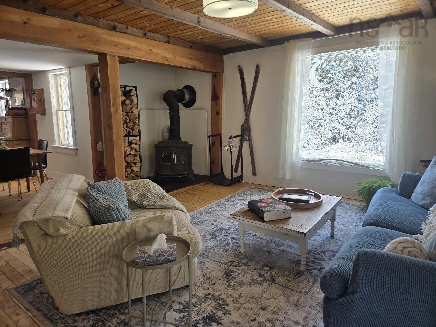 $345,000.00: 540 246 Highway, Wentworth