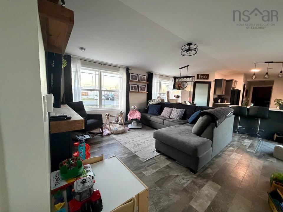 $249,900.00: 35 Johns Pass, Lower South River