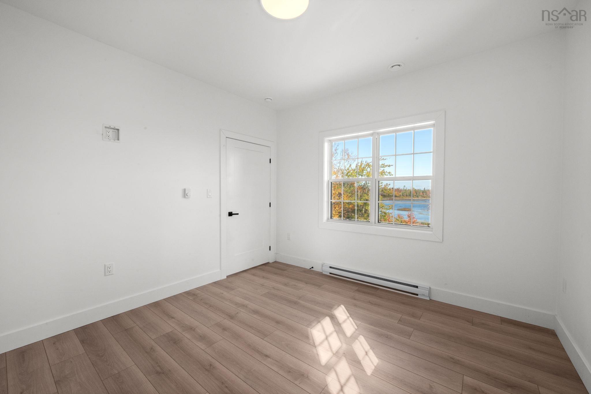 $649,999.00: 67 Birchview Drive, Lake Charlotte