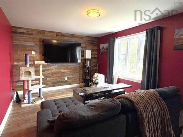 $225,000.00: 21 Marconi St, Louisbourg