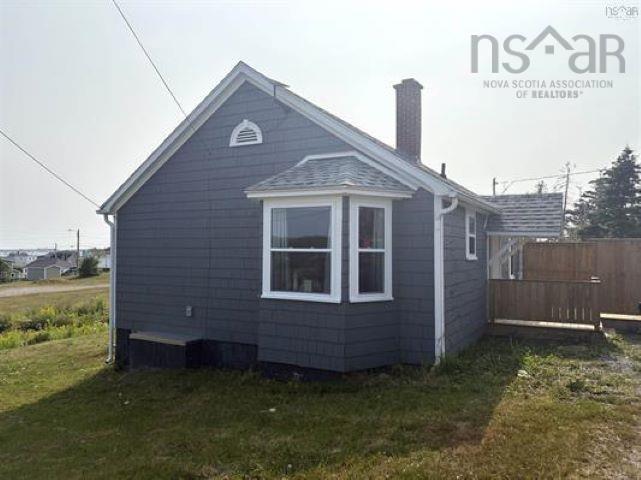 $225,000.00: 21 Marconi St, Louisbourg