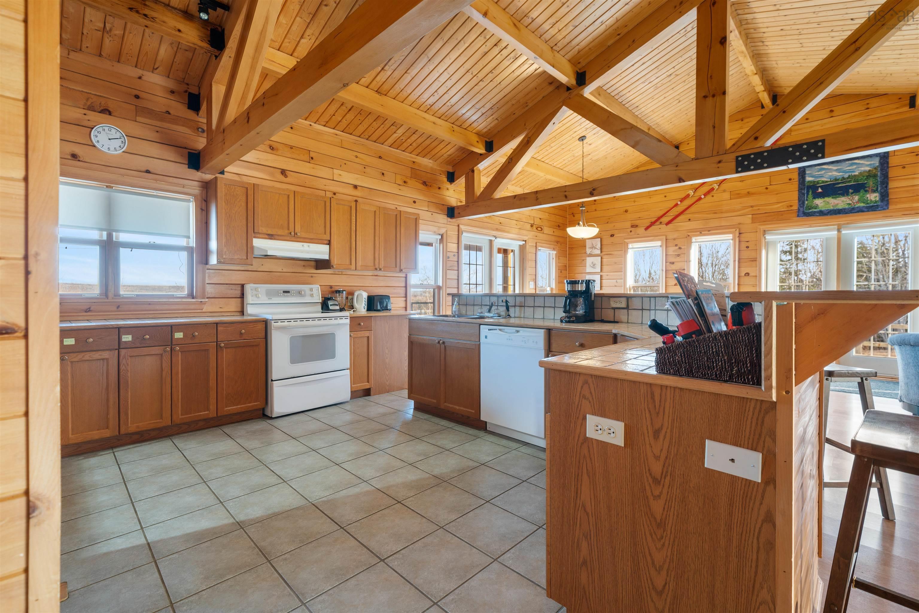 $599,000.00: 7600 Highway 7 Highway, Goldenville