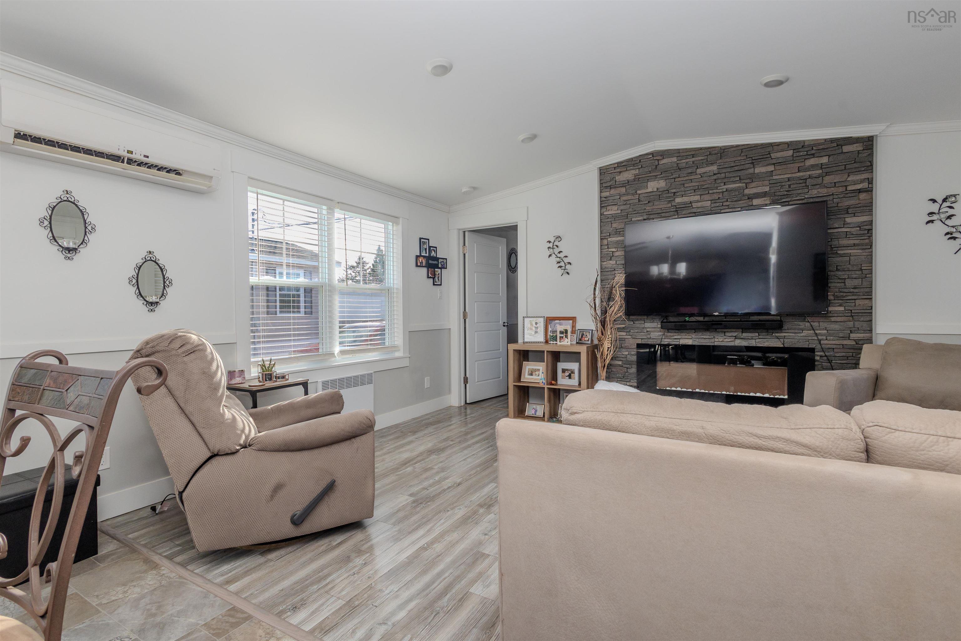 $229,000.00: 6 Third Street, Howie Centre